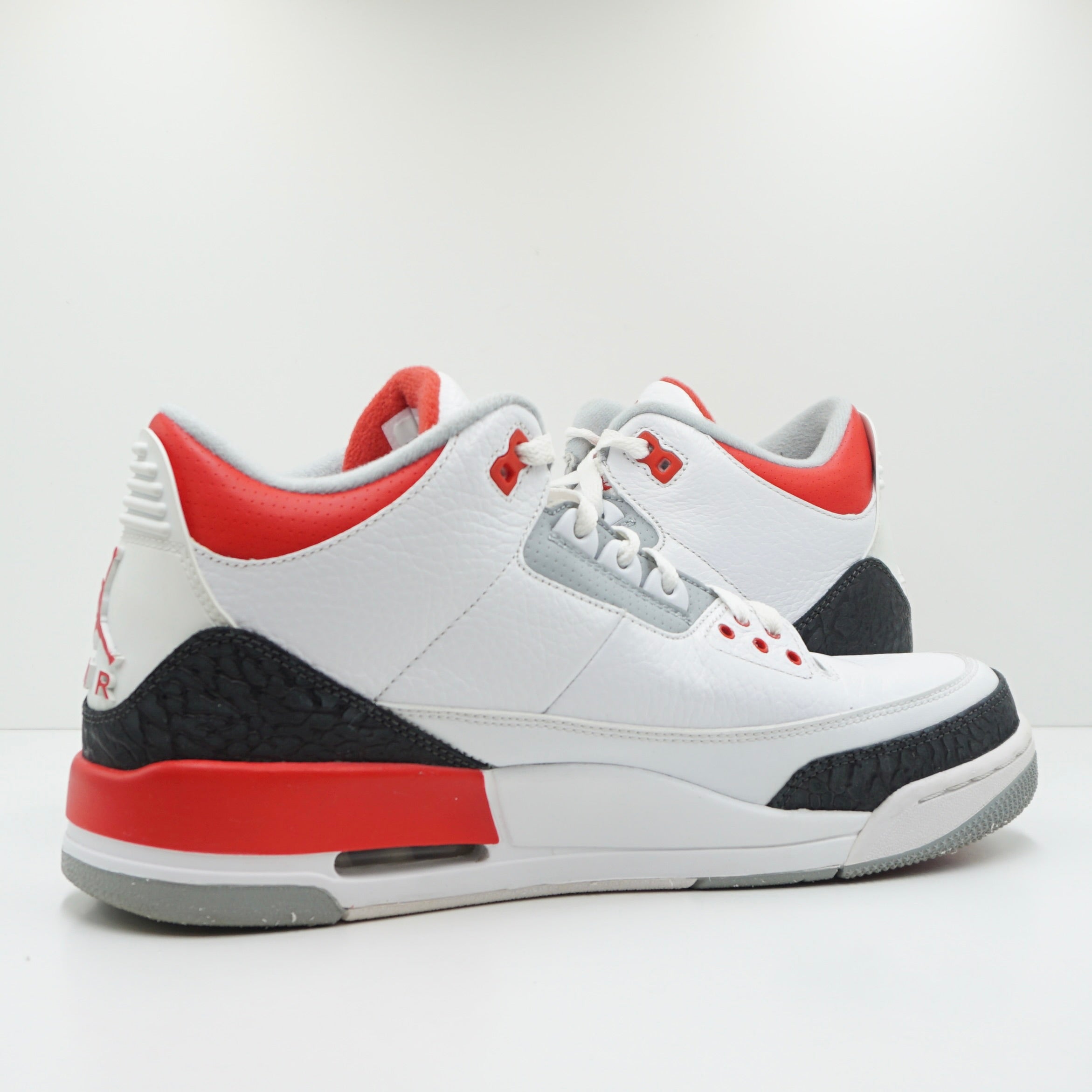 Jordan 3 Retro Fire Red (2013)