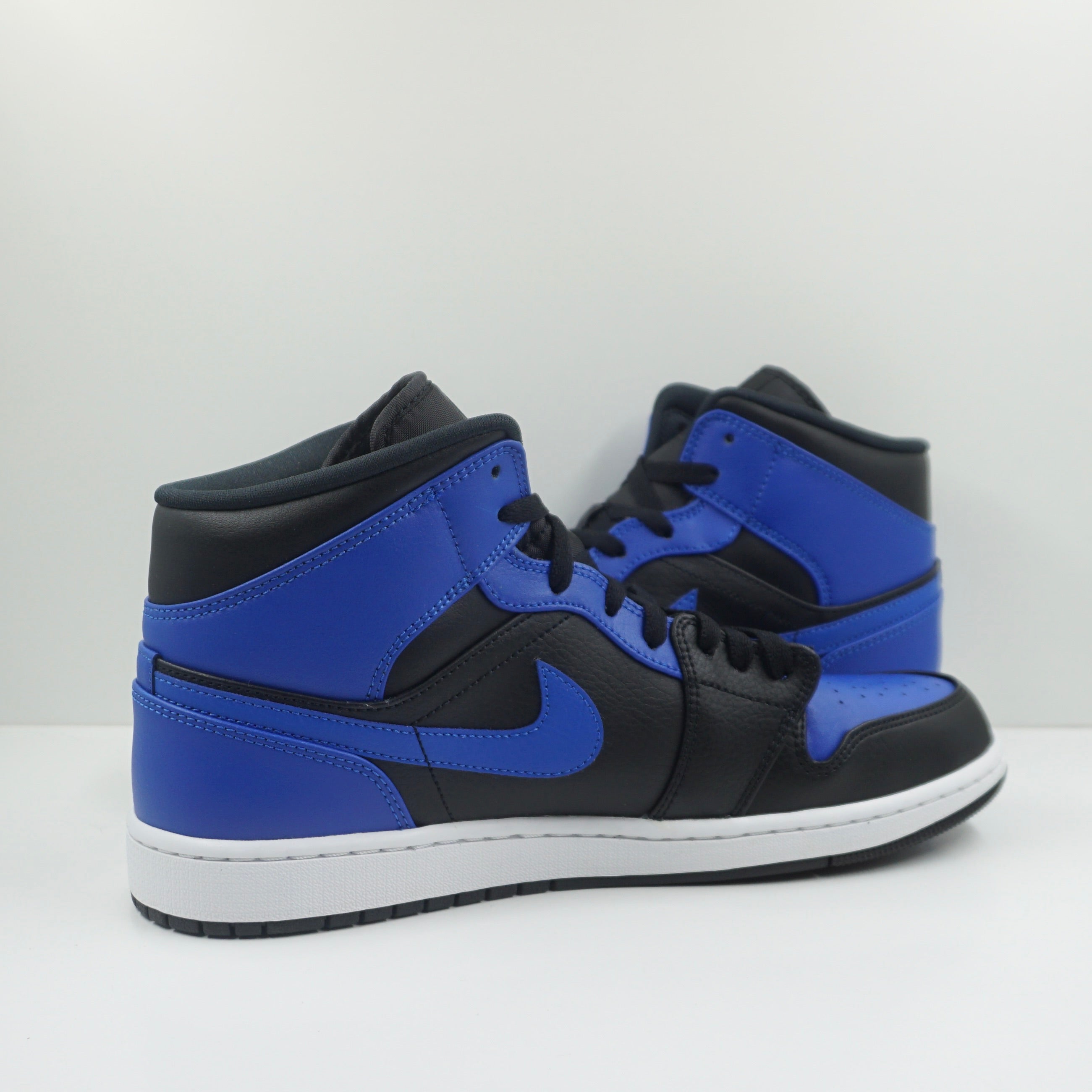 Jordan 1 Mid Hyper Royal Tumbled Leather