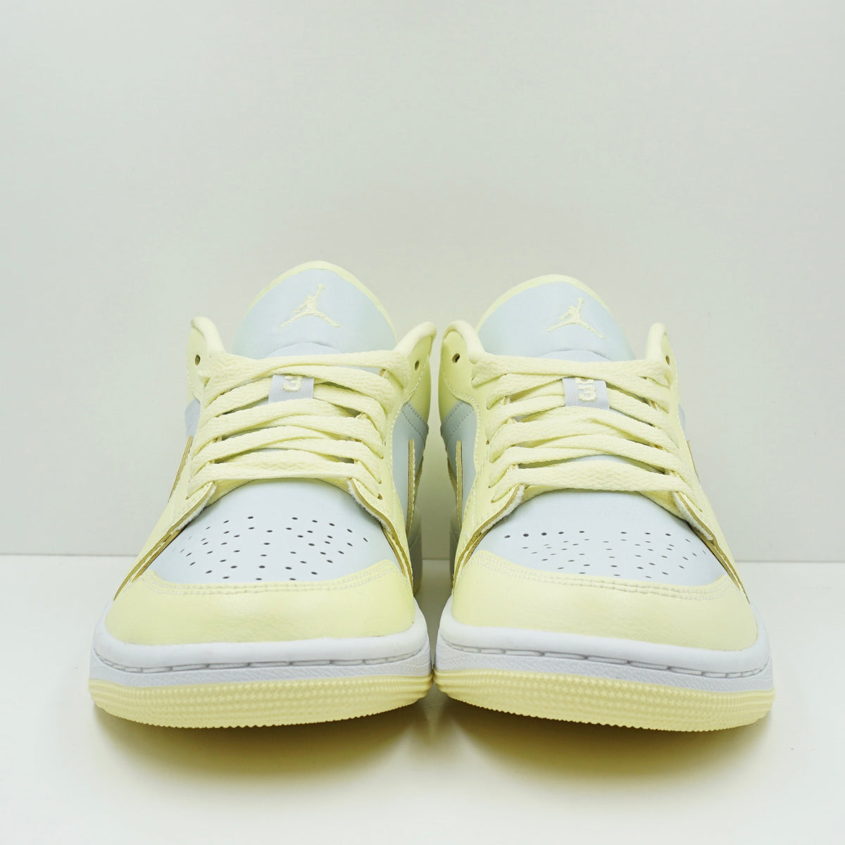 Jordan 1 Low Lemonade (W)