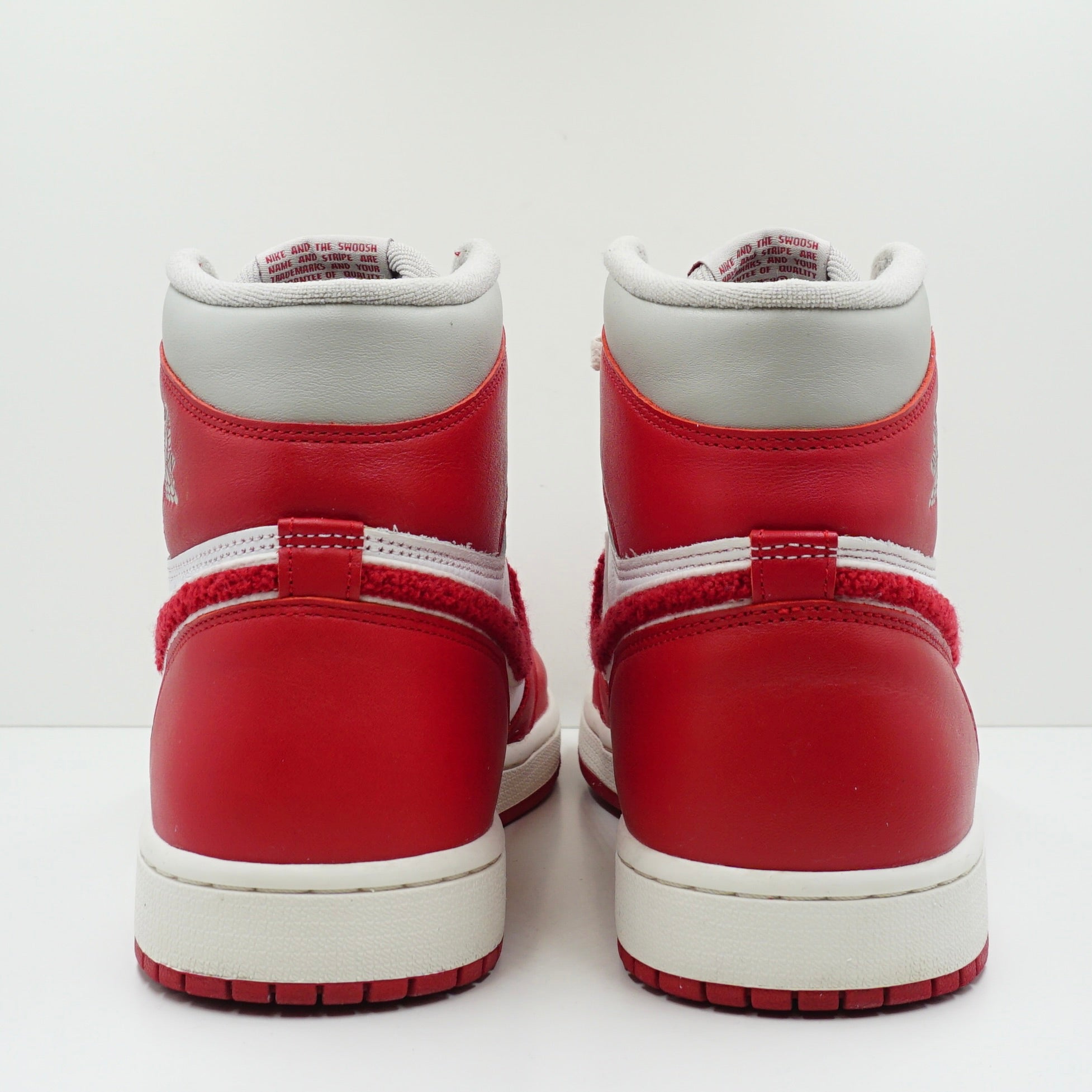 Jordan 1 Retro High OG Varsity Red (W)