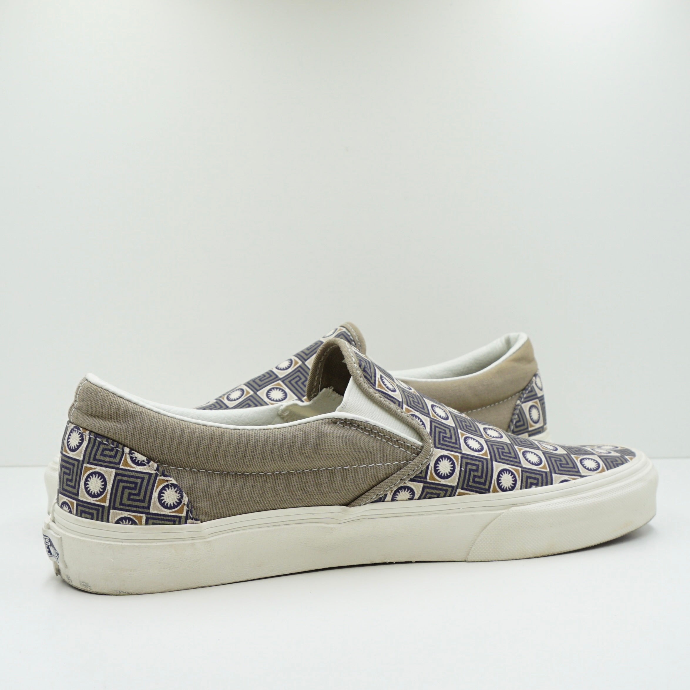 Vans Classic Slip-On Geo Trek