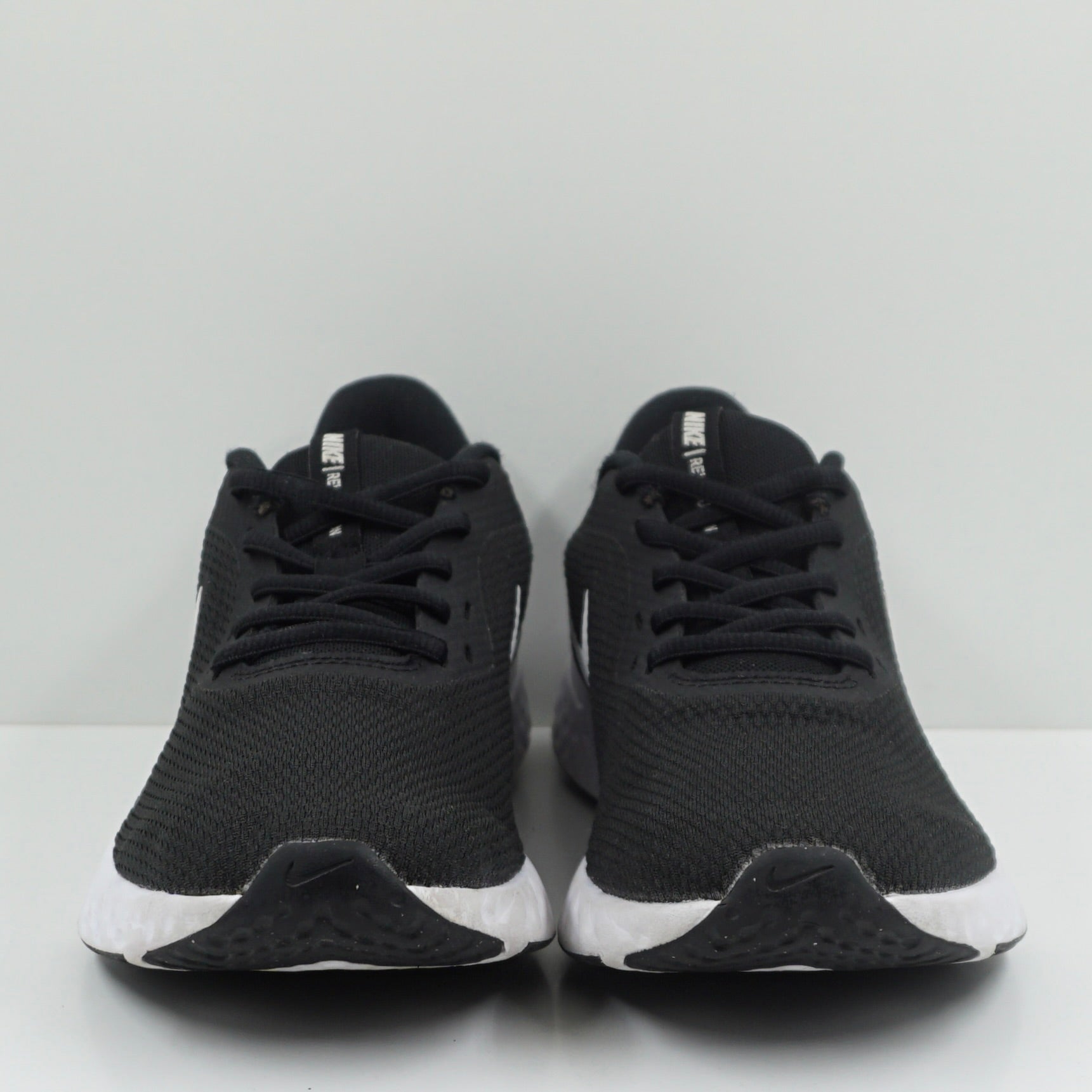 Nike Revolution 5 Black (W)