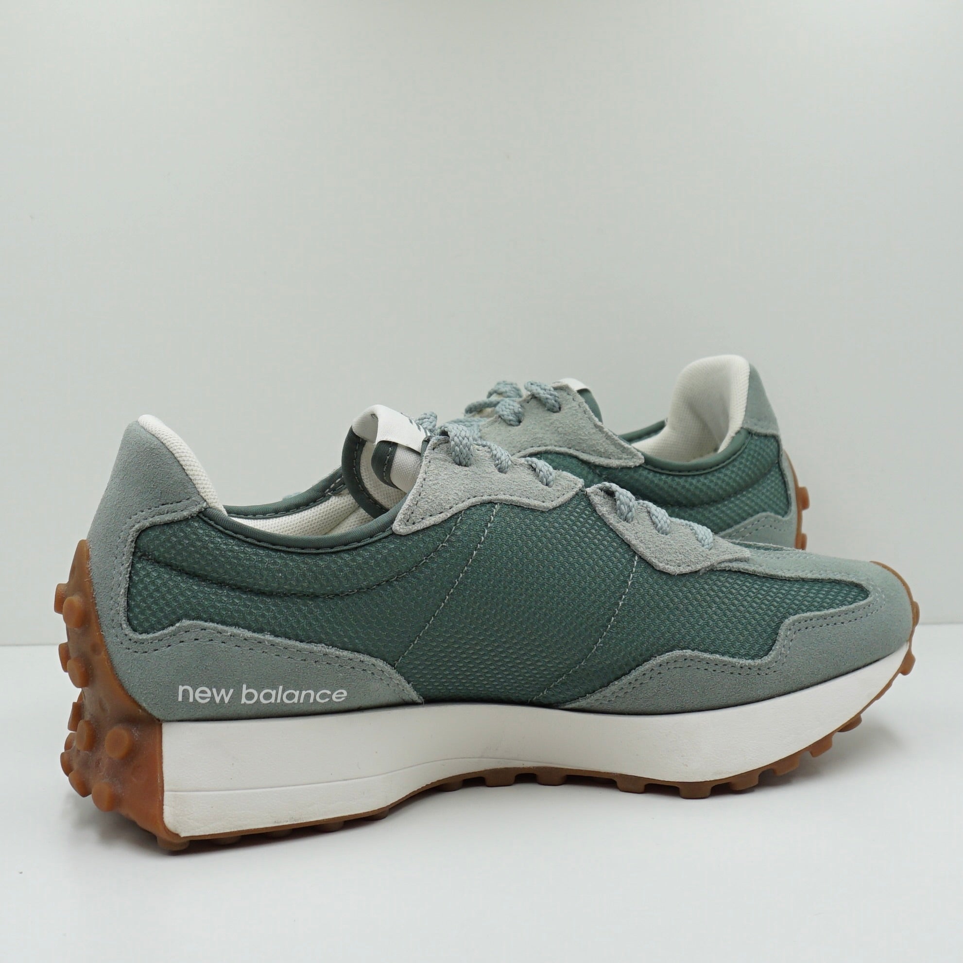 New Balance 327 Sage Green