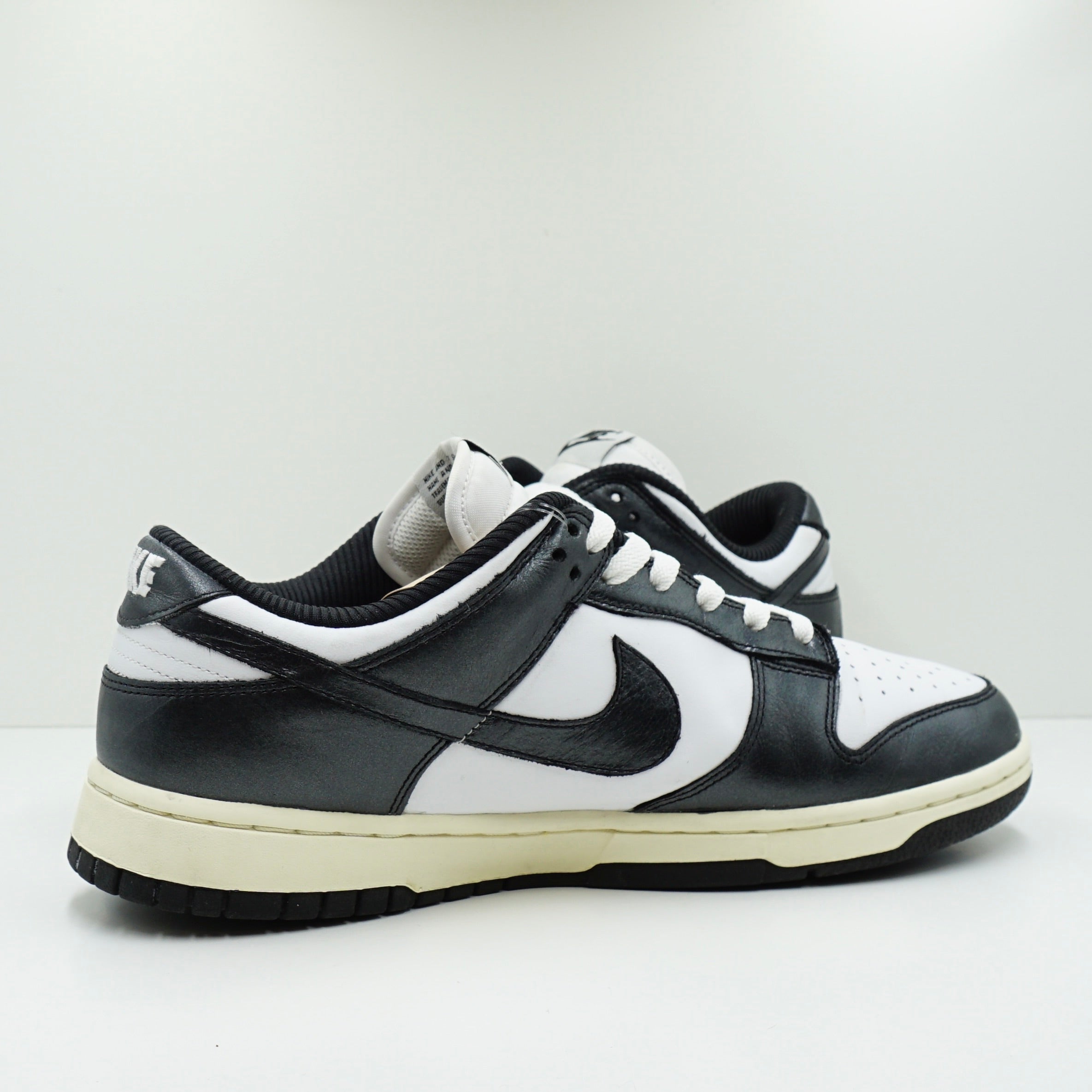 Nike Dunk Low Vintage Panda (W)