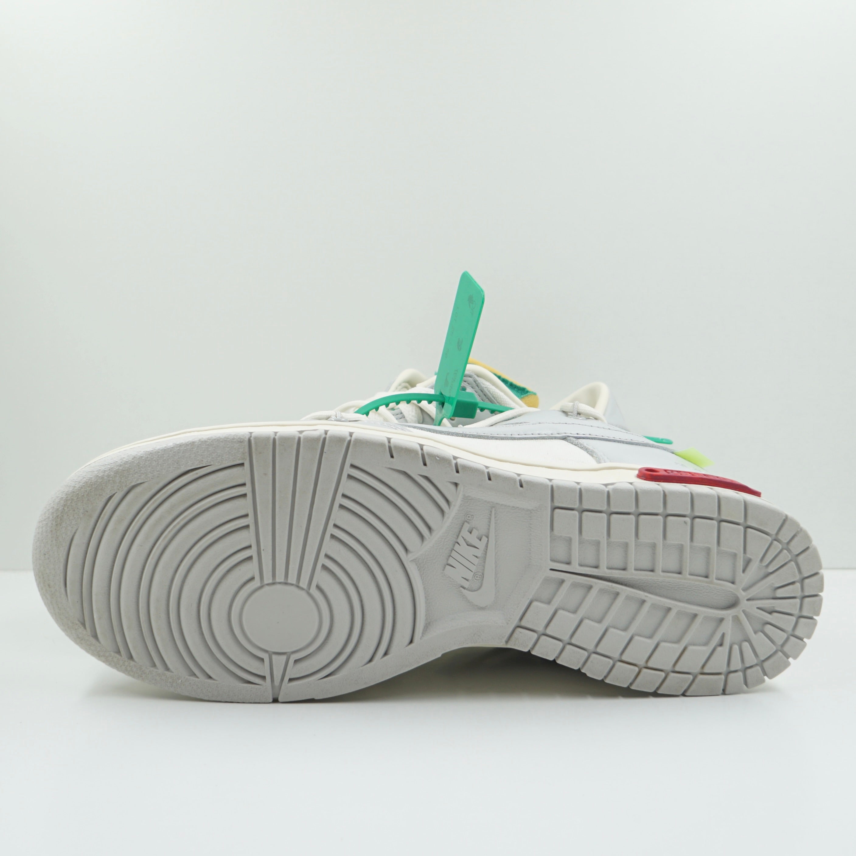 Nike Dunk Low Off-White Lot 25
