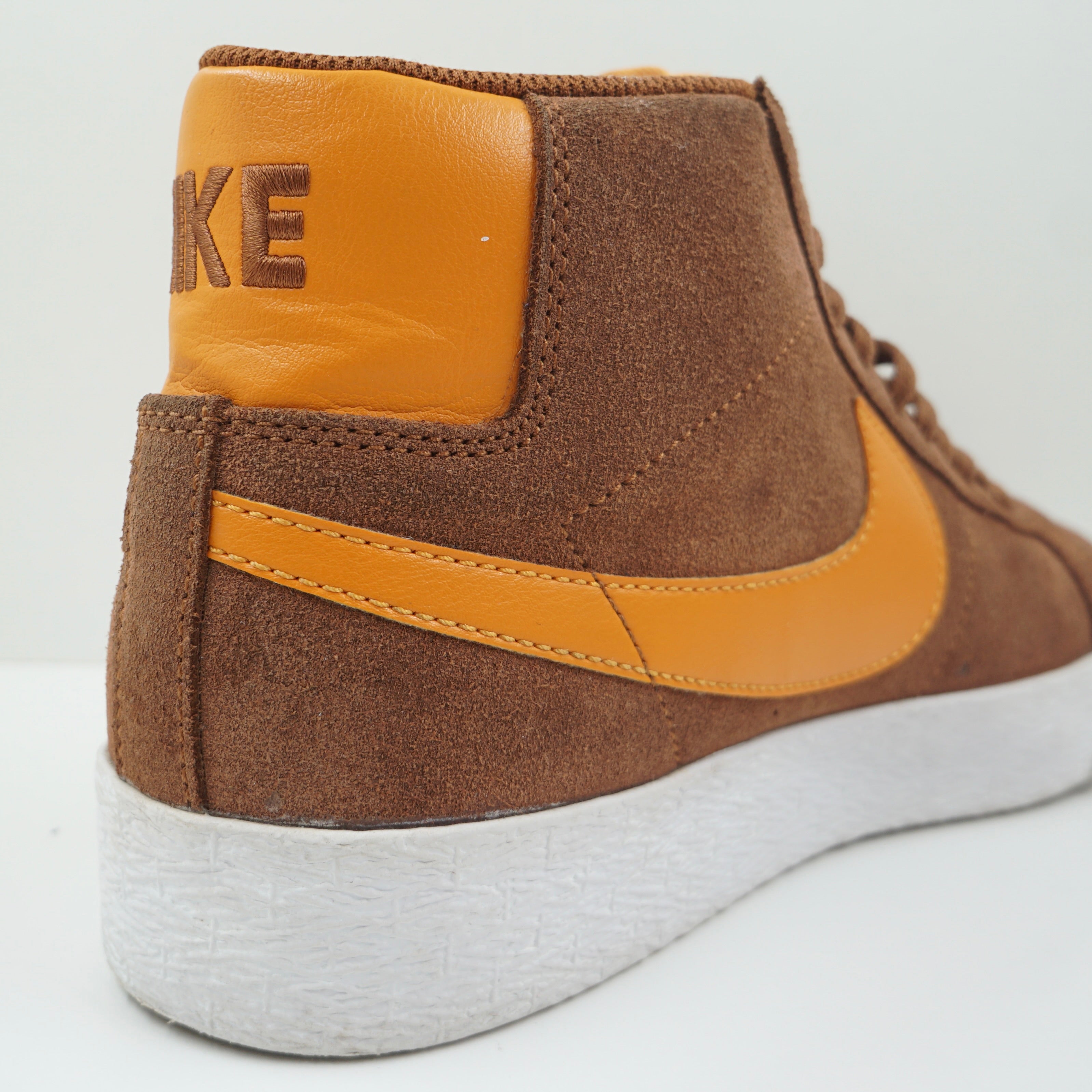 Nike SB Blazer Mid Pecan Light Curry