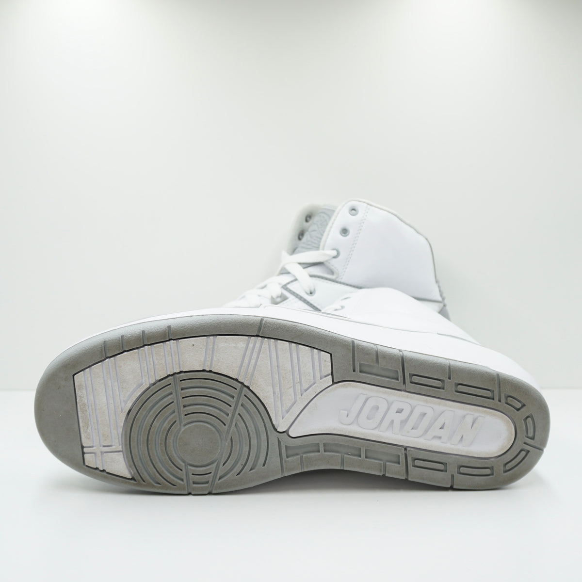Jordan 2 Retro Silver Anniversary