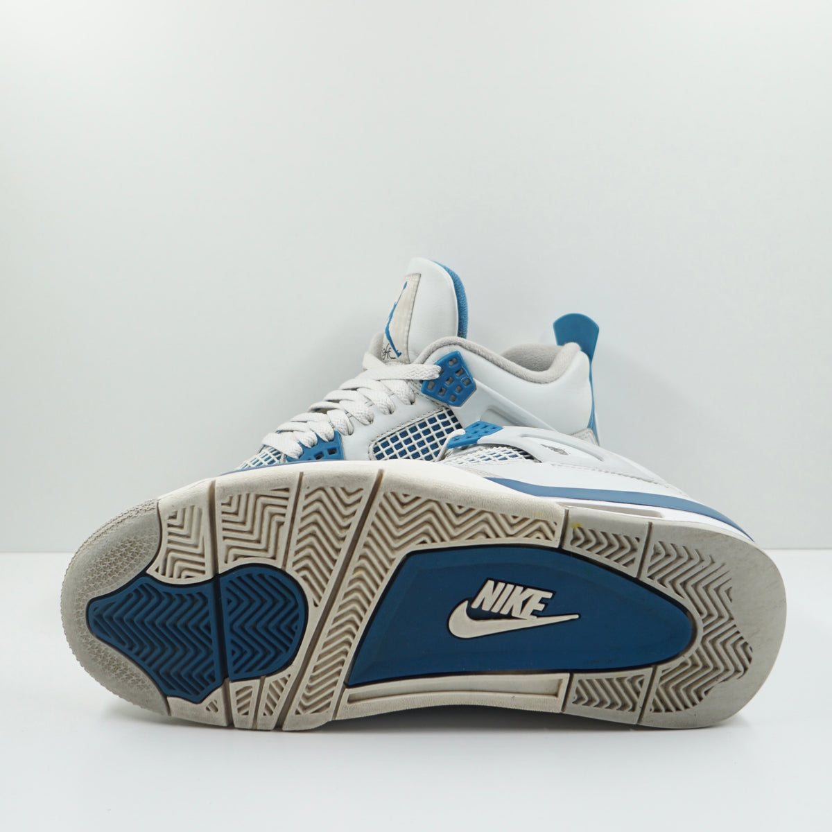 Jordan 4 Retro Military Blue (2024)
