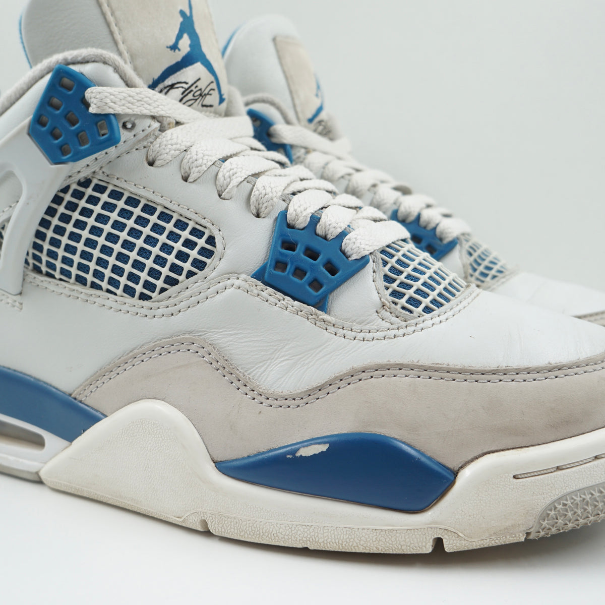Jordan 4 Retro Military Blue (2024)