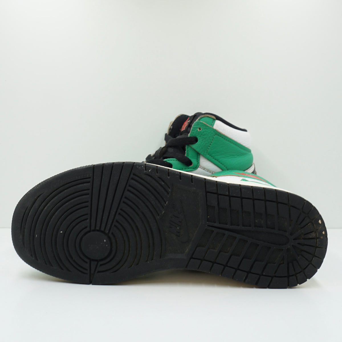 Jordan 1 Retro High Lucky Green (W)