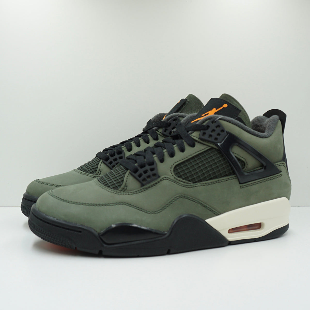 Jordan 4 Retro OG SP Undefeated (2025)