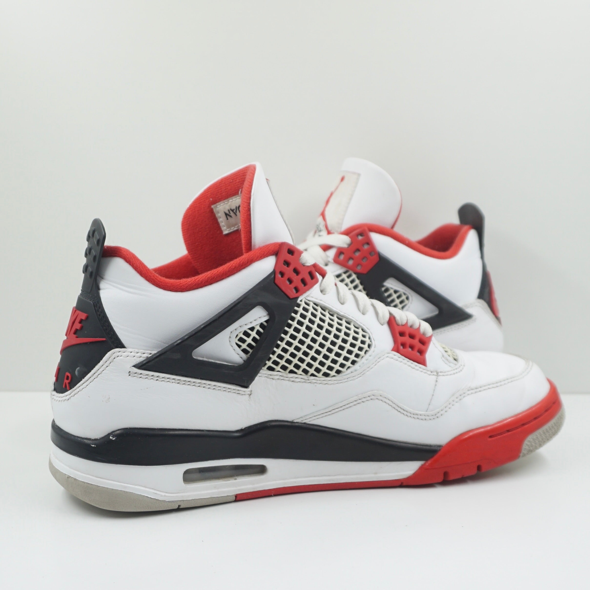 Jordan 4 Retro Fire Red (2020)