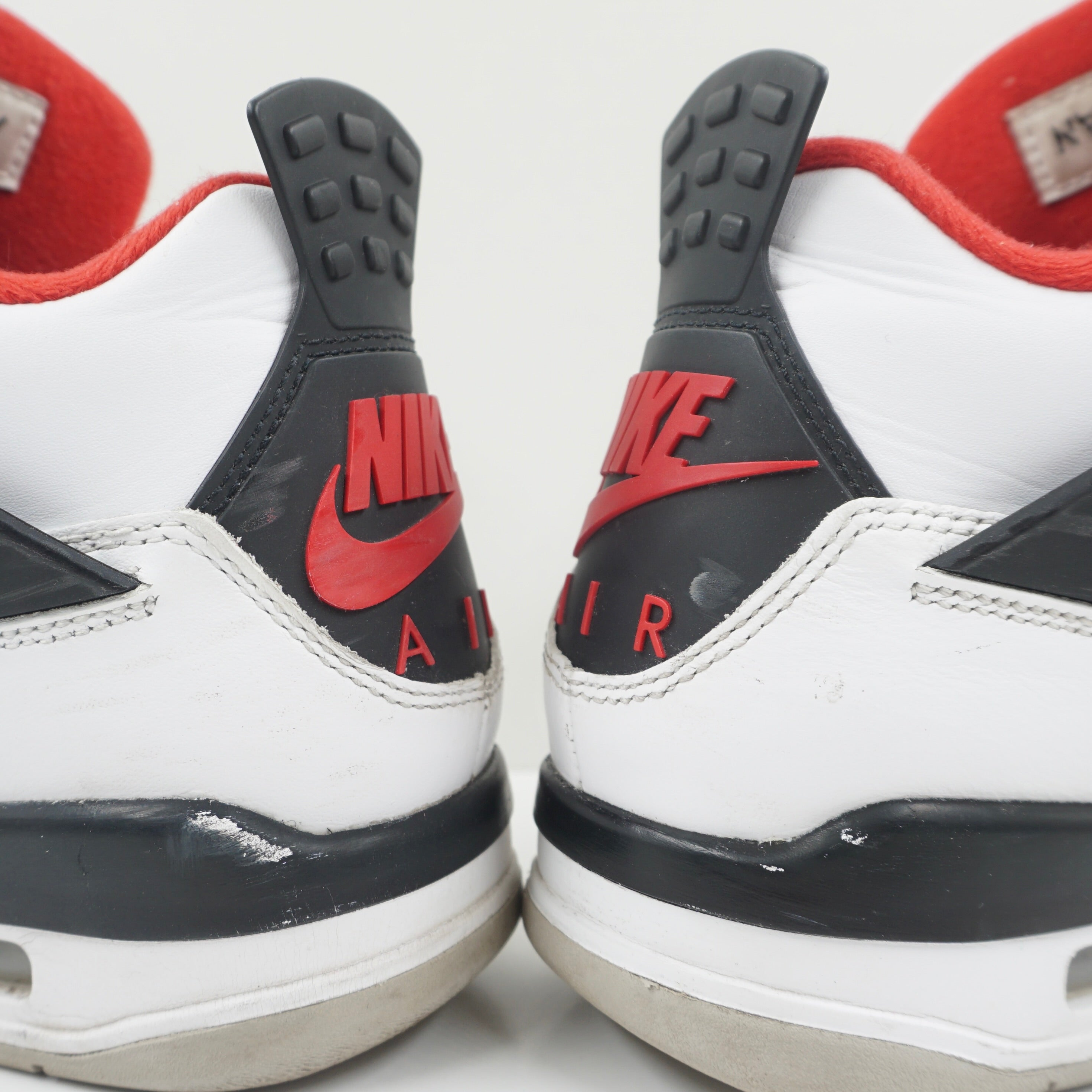 Jordan 4 Retro Fire Red (2020)