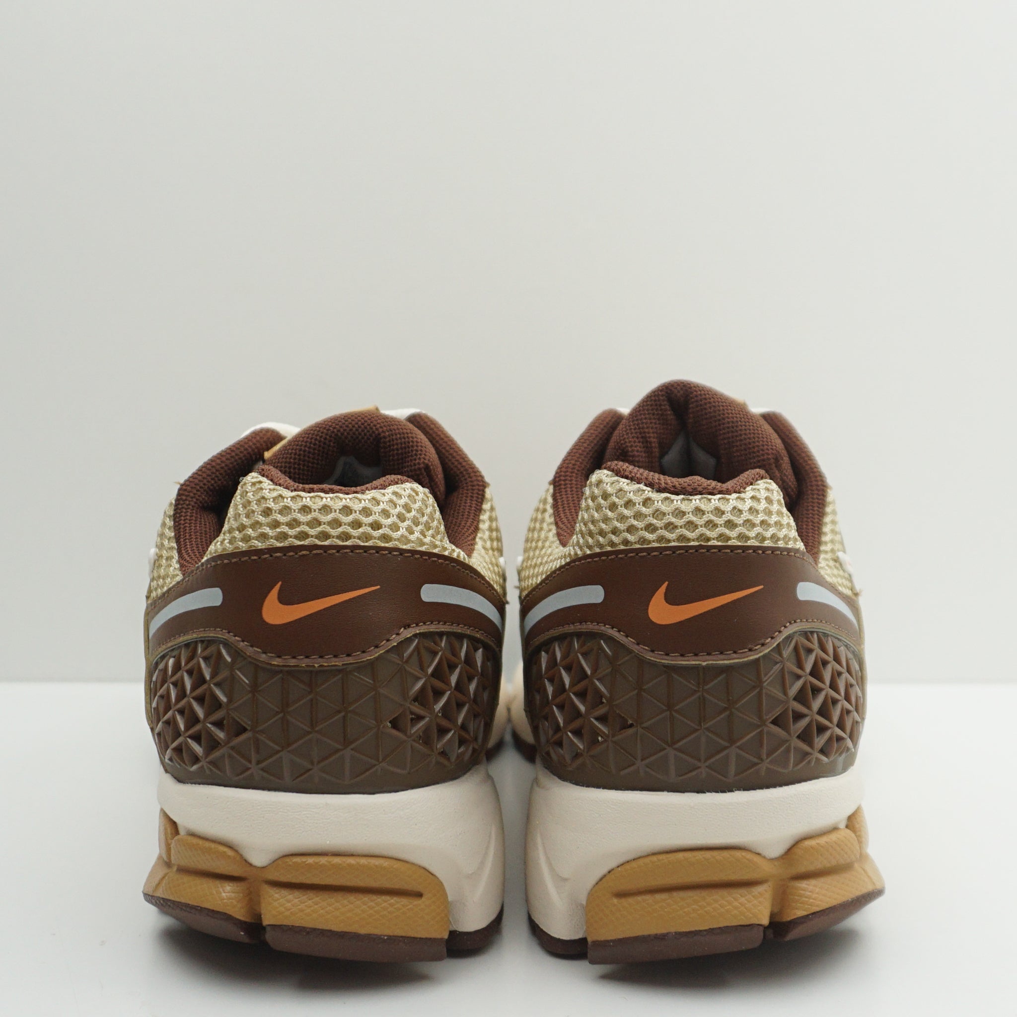 Nike Zoom Vomero 5 Wheat Grass Cacao Wow
