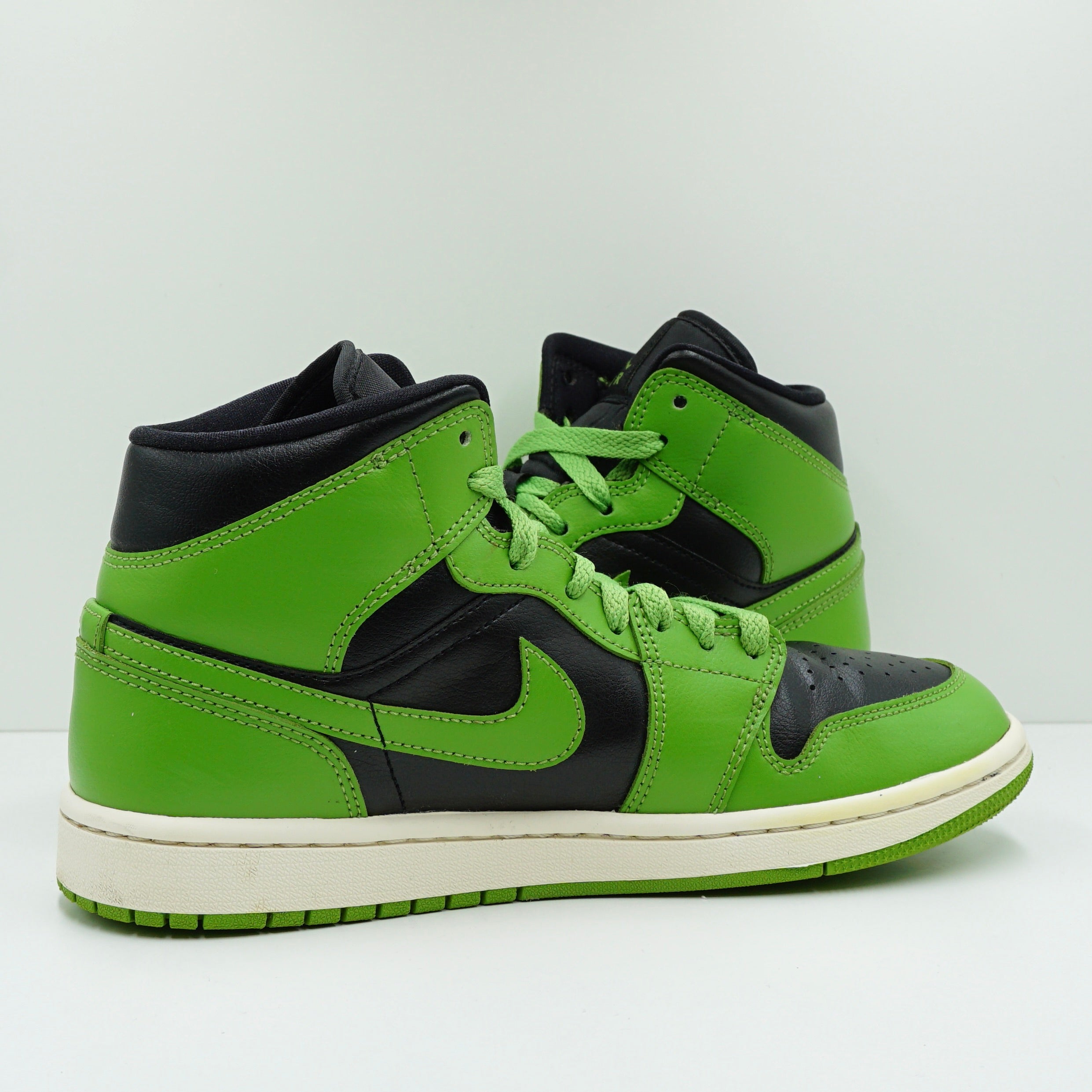 Jordan 1 Mid Altitude Green (W)