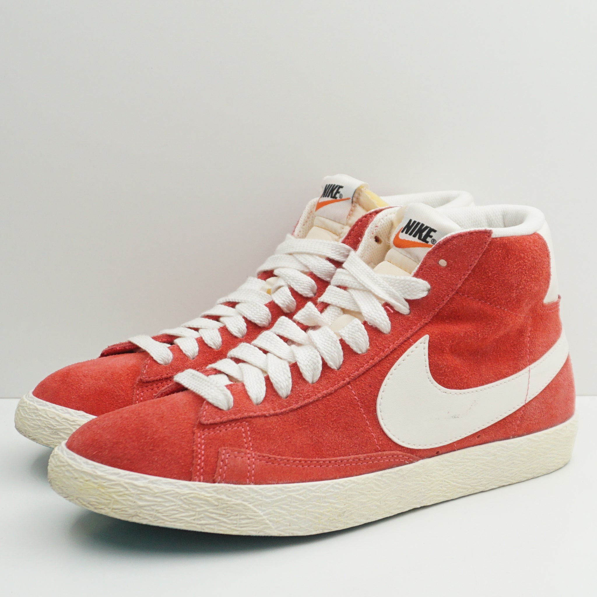 Nike Blazer Mid Vintage Red Suede (W)