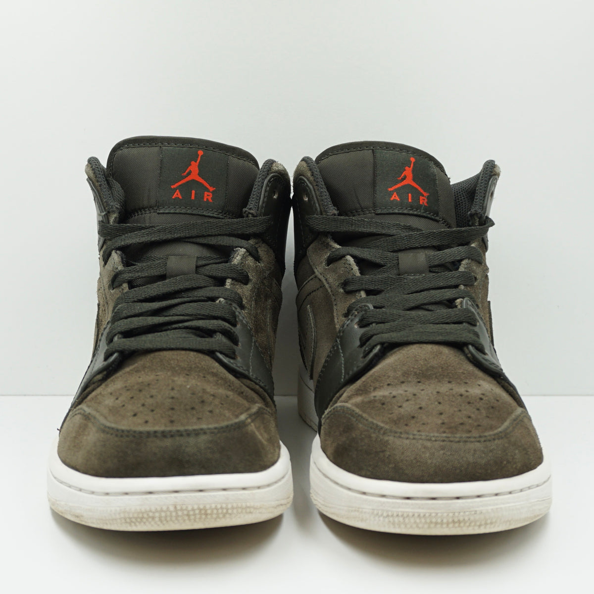 Jordan 1 Retro Mid Sequoia