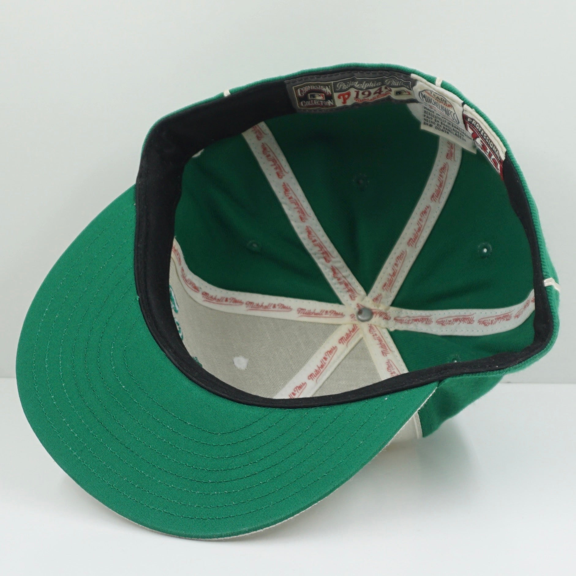 Mitchell & Ness Philadelphia Phillies White Green Fitted Cap