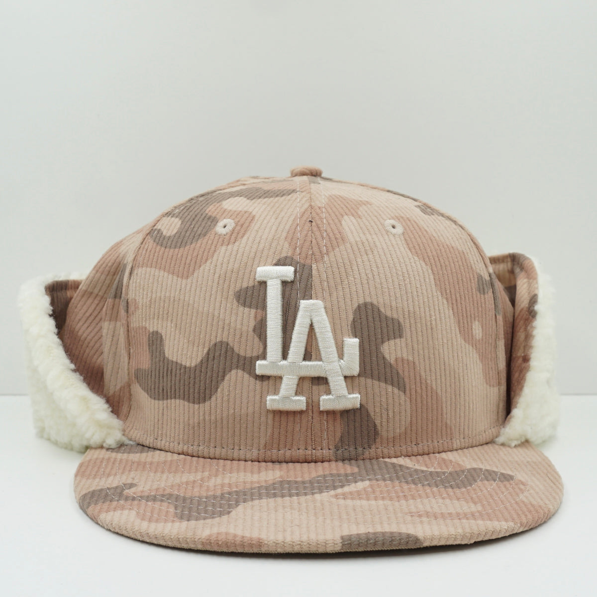 New Era Los Angeles Dodgers Beige Camo Corduroy Winter Fitted Cap