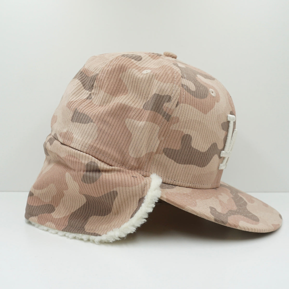 New Era Los Angeles Dodgers Beige Camo Corduroy Winter Fitted Cap