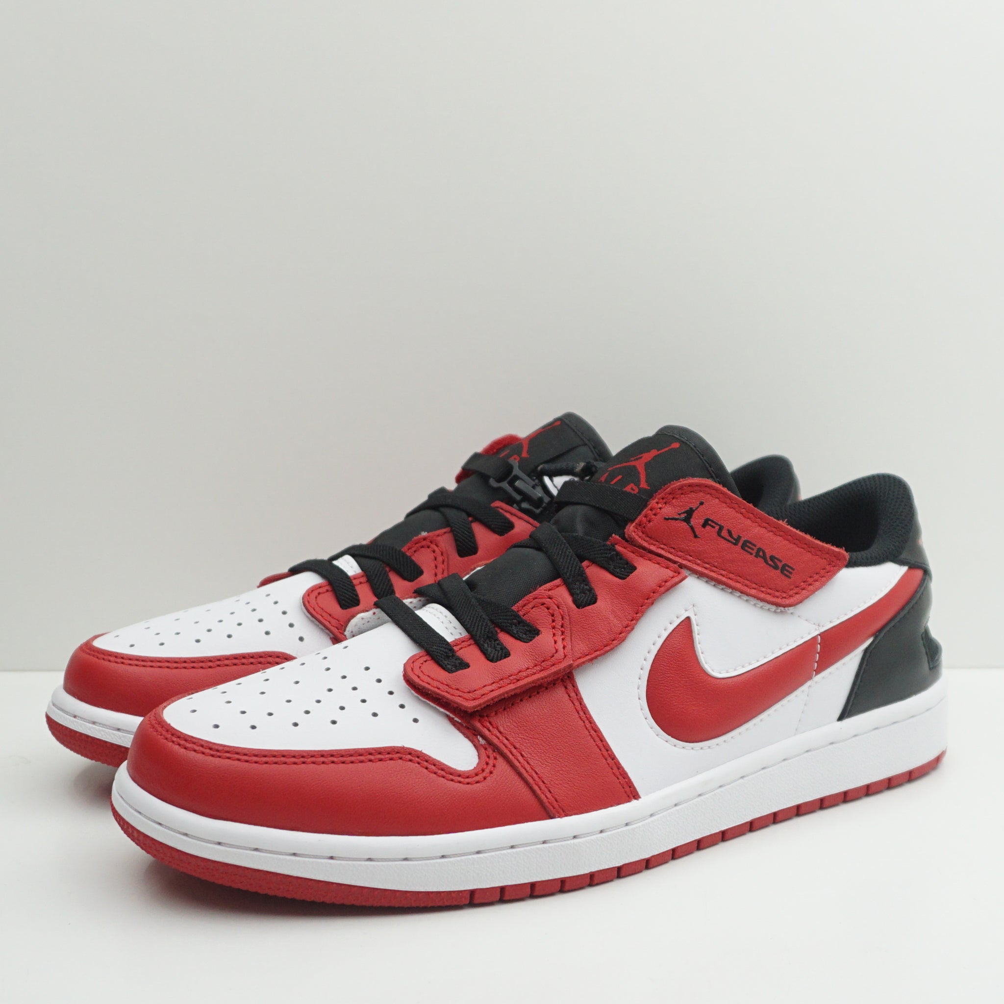 Jordan 1 Low FlyEase Gym Red