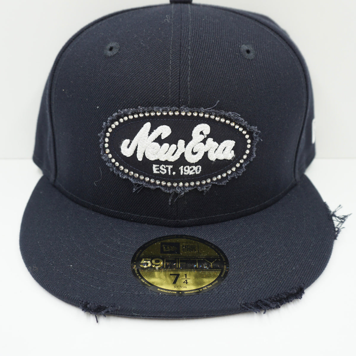 New Era Gem Patch Distressed Navy Fitted Cap