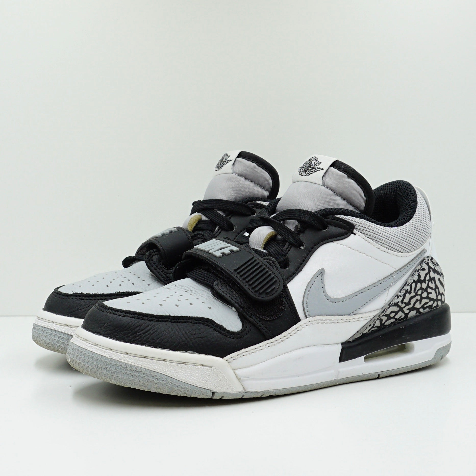 Jordan Legacy 312 Low White Black Grey (GS)