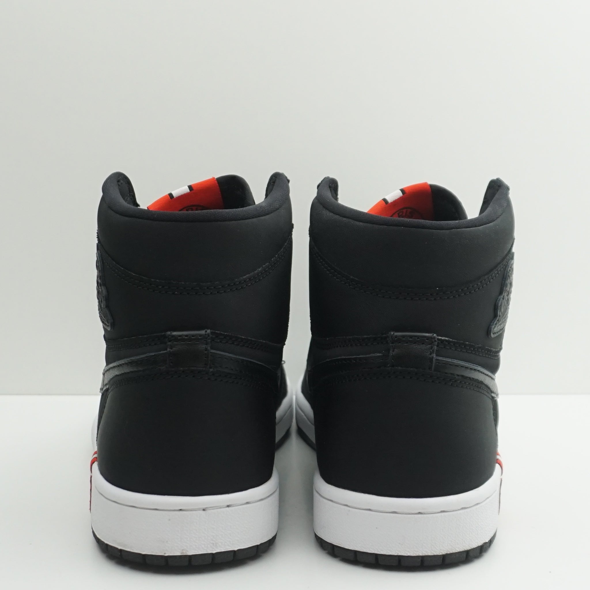 Jordan 1 Retro High Paris Saint Germain