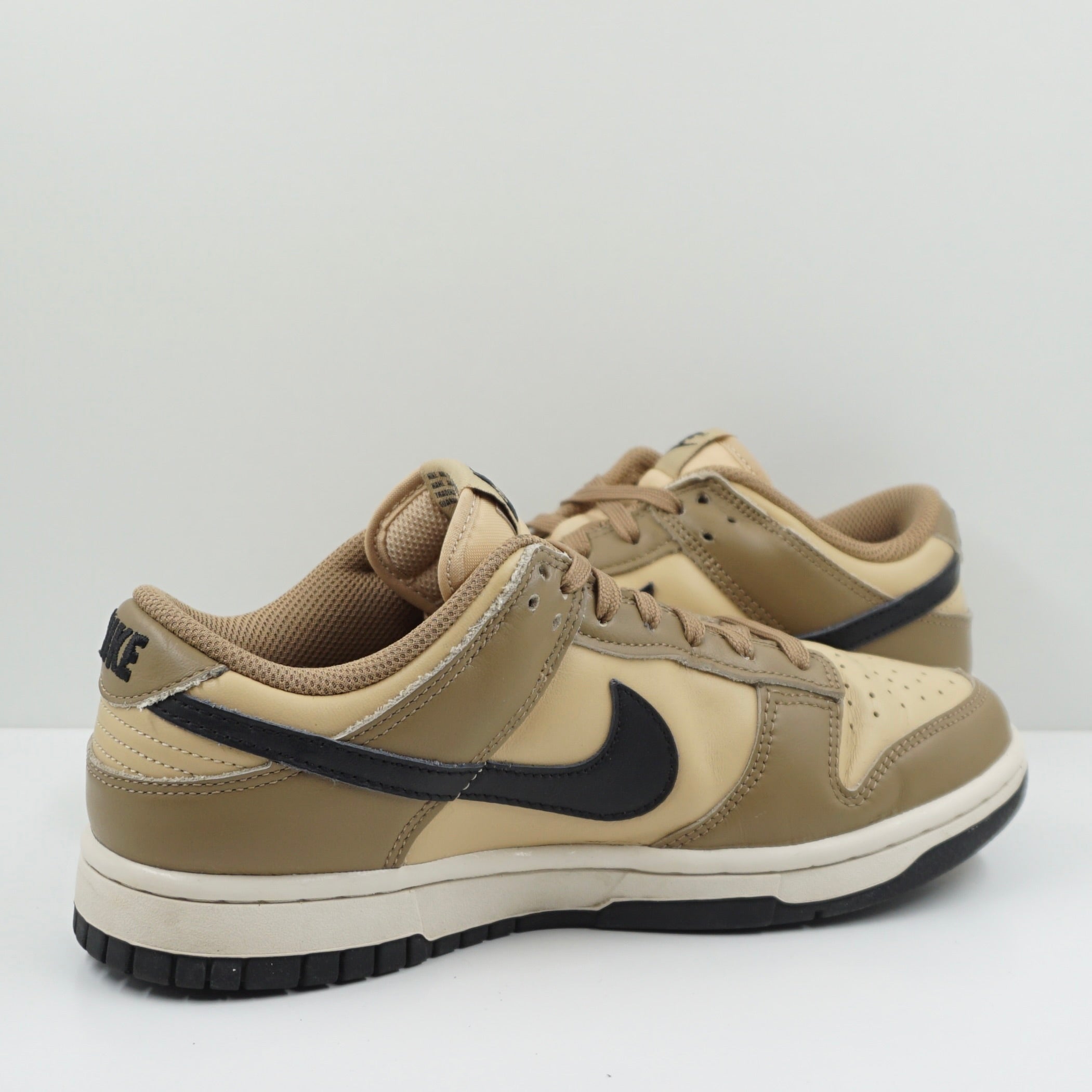 Nike Dunk Low Dark Driftwood (W)
