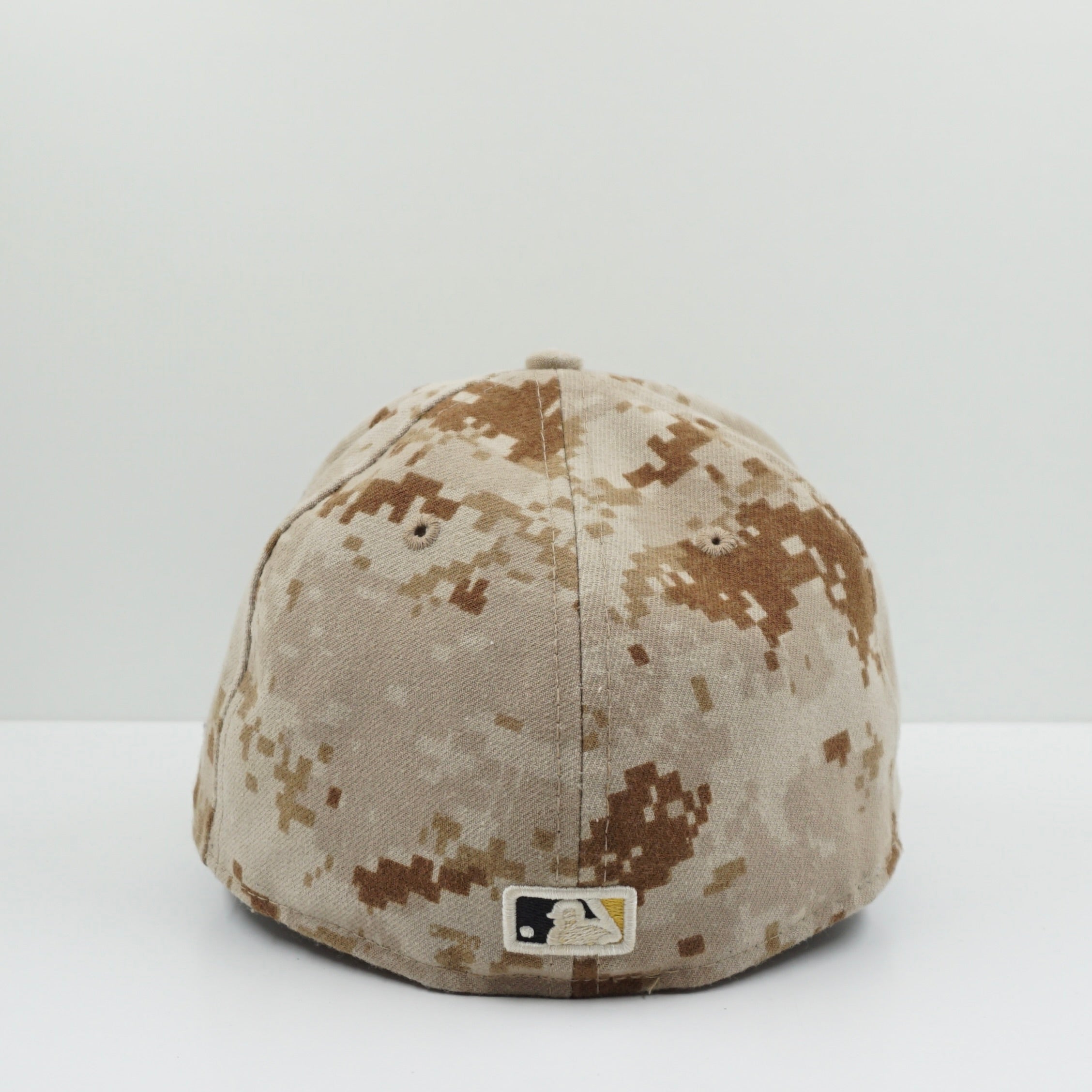 New Era Pittsburgh Pirates Digital Dessert Camo Fitted Cap