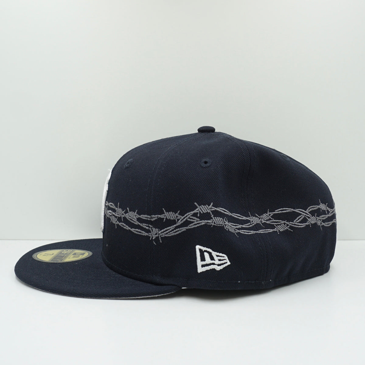 New Era New York Yankees Barbwire Navy Fitted Cap