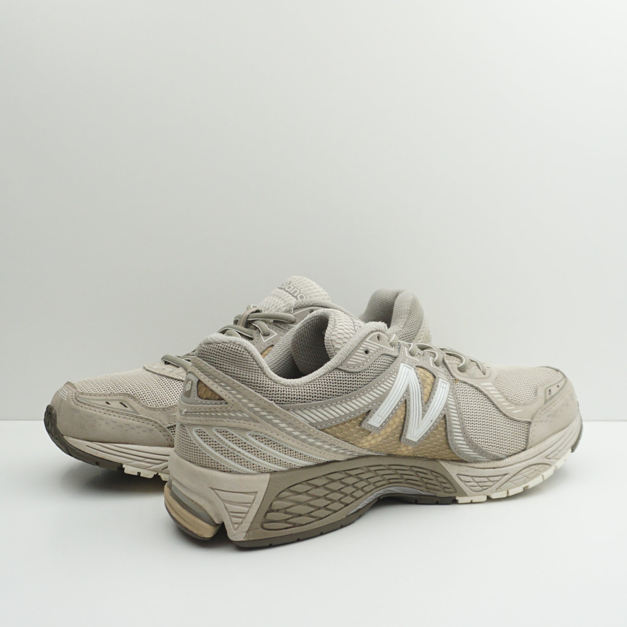New Balance 860v2 Mars
