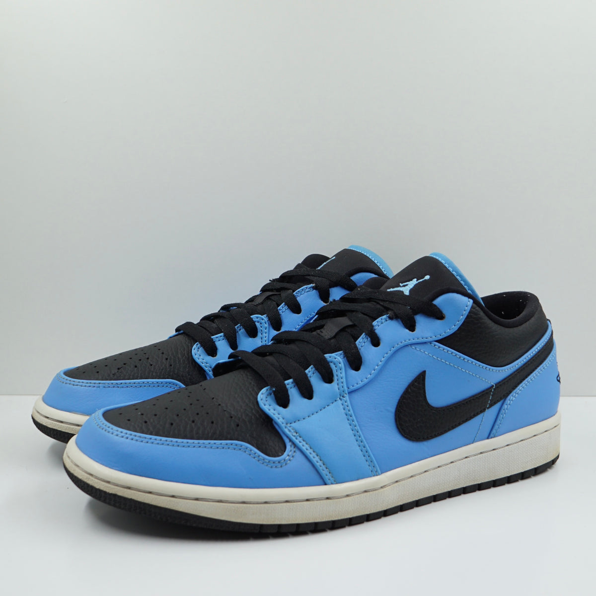 Jordan 1 Low University Blue Black
