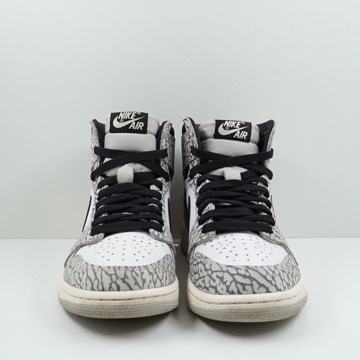 Jordan 1 Retro High OG White Cement