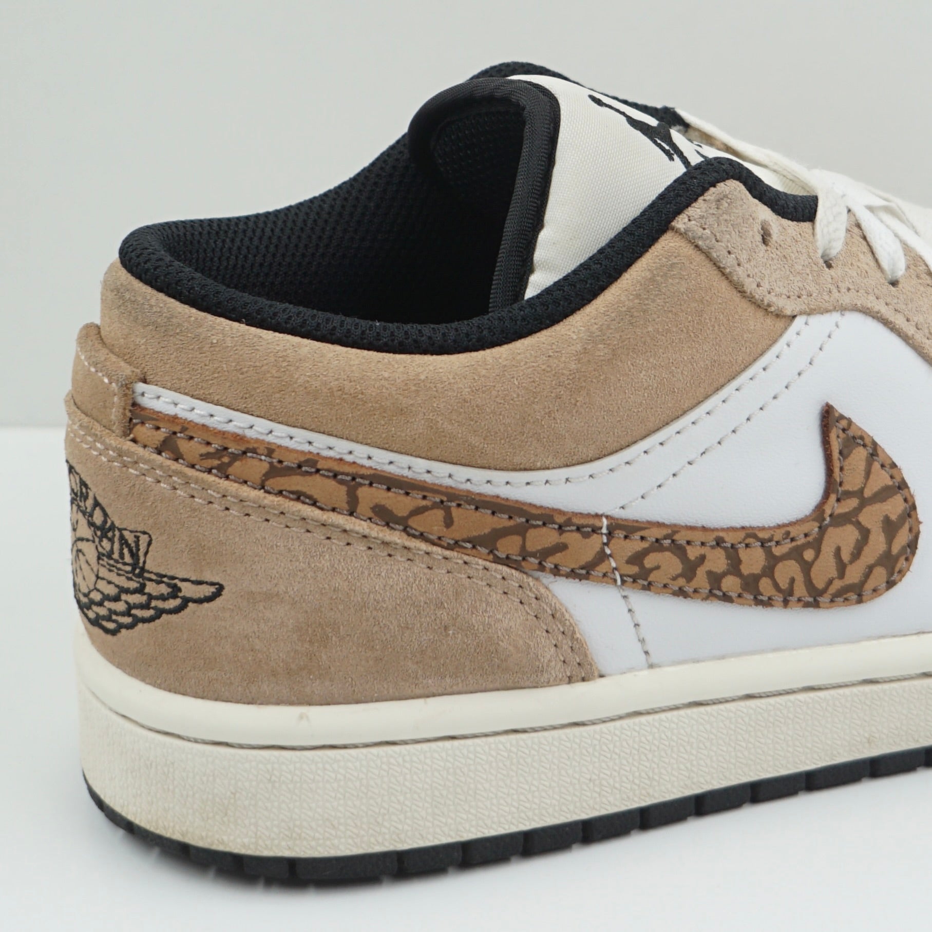 Jordan 1 Low SE Brown Elephant