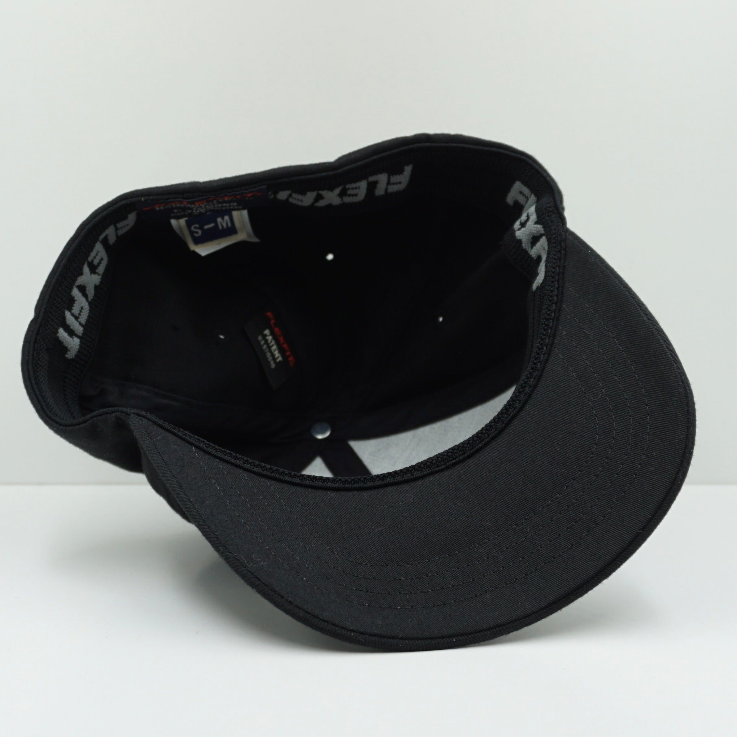 UFC Cap Black Flex Fitted Cap