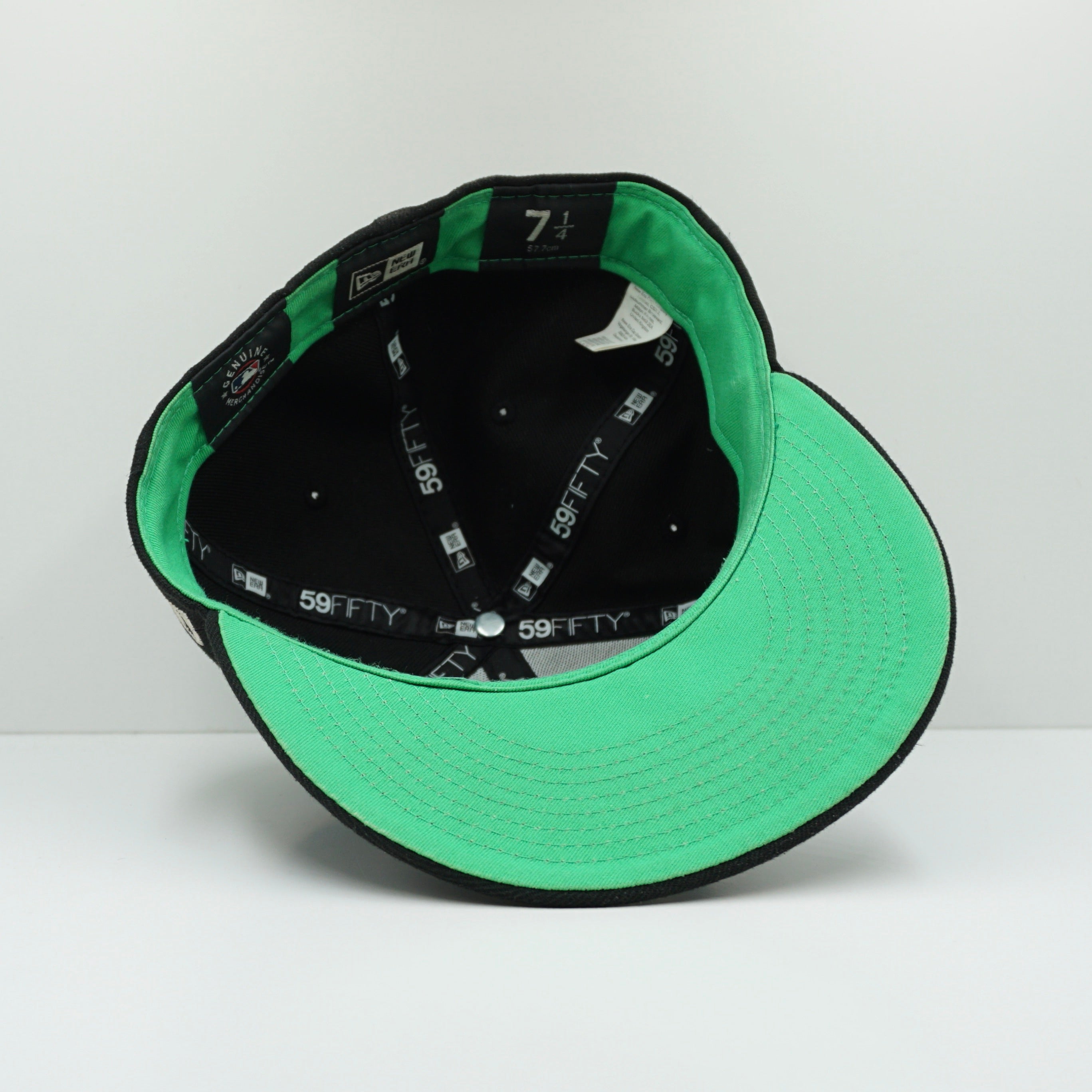 New Era White Sox Black Green World Series 2005 Fitted Cap