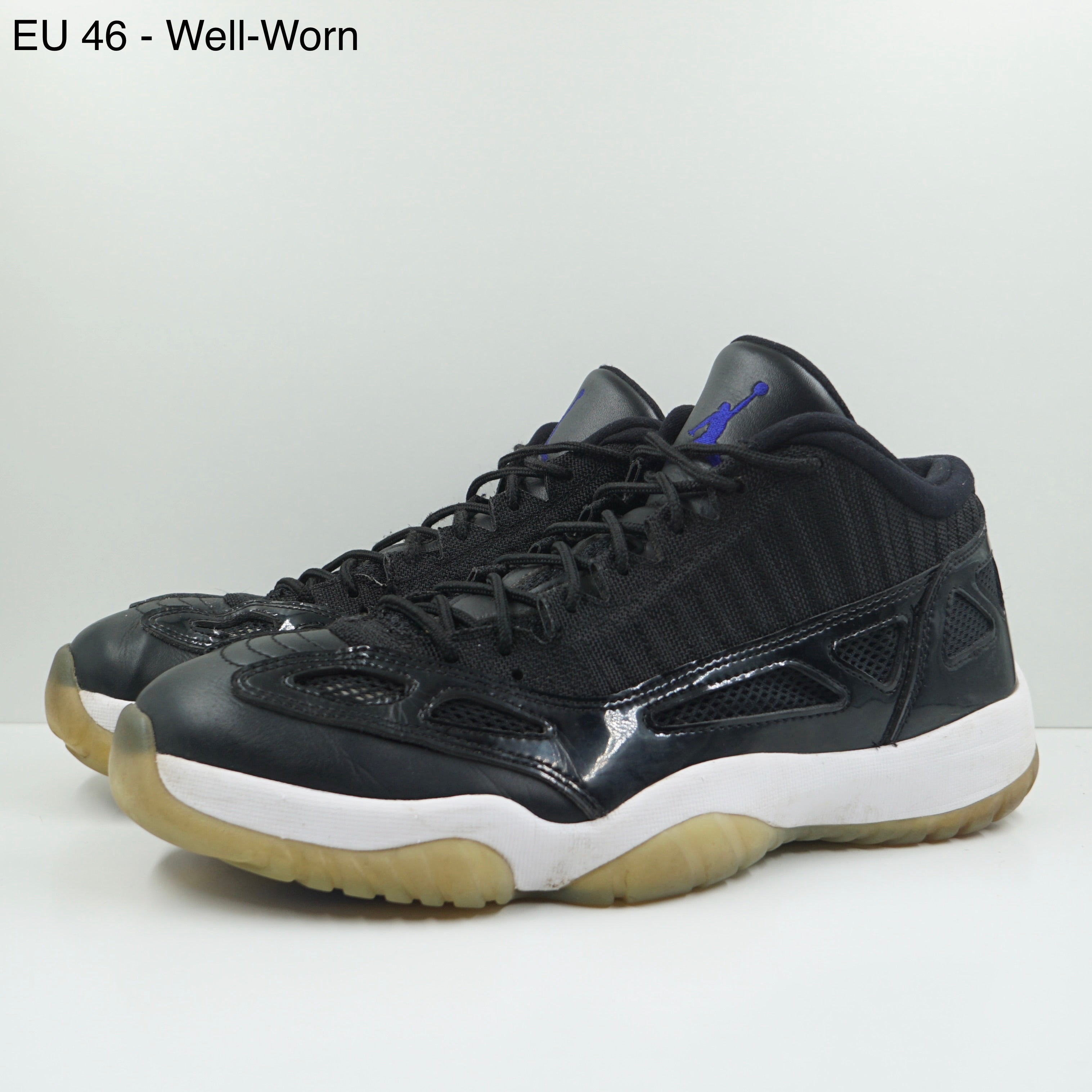 Jordan 11 Retro Low IE Space Jam