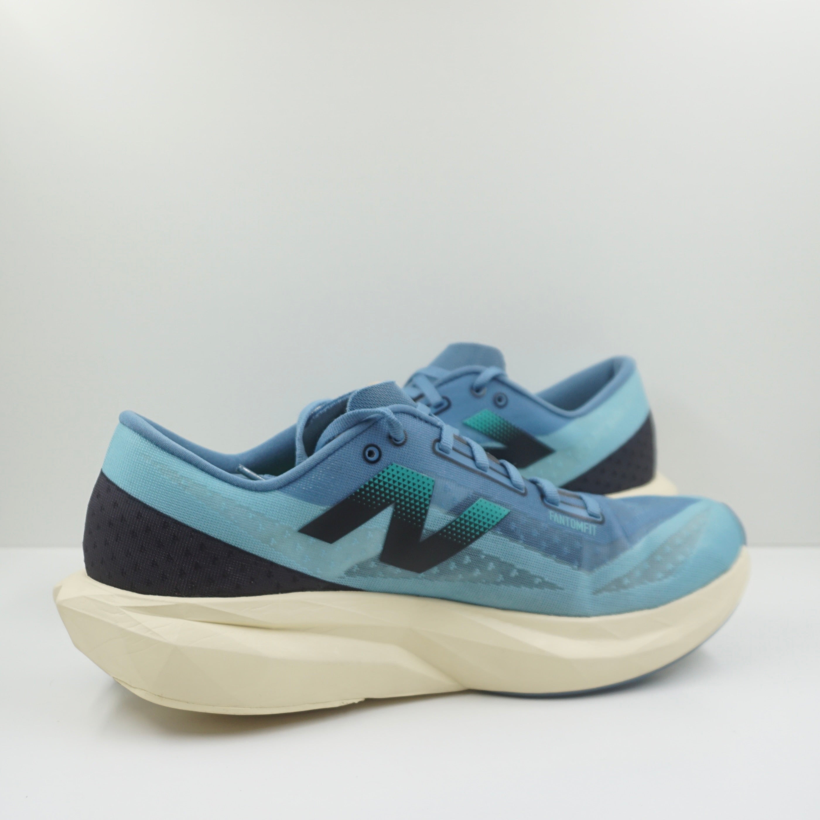 New Balance FuelCell Rebel v4 Heron Blue