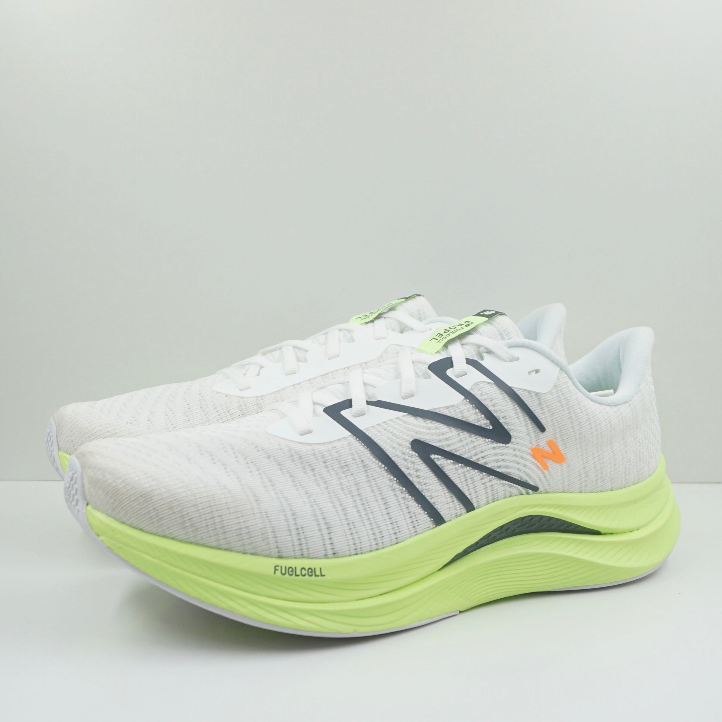 New Balance FuelCell Propel v4 Beige Volt Orange