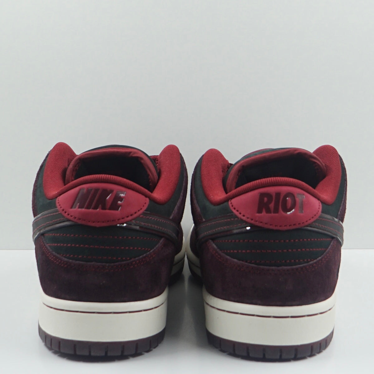 Nike SB Dunk Low Riot Skateshop