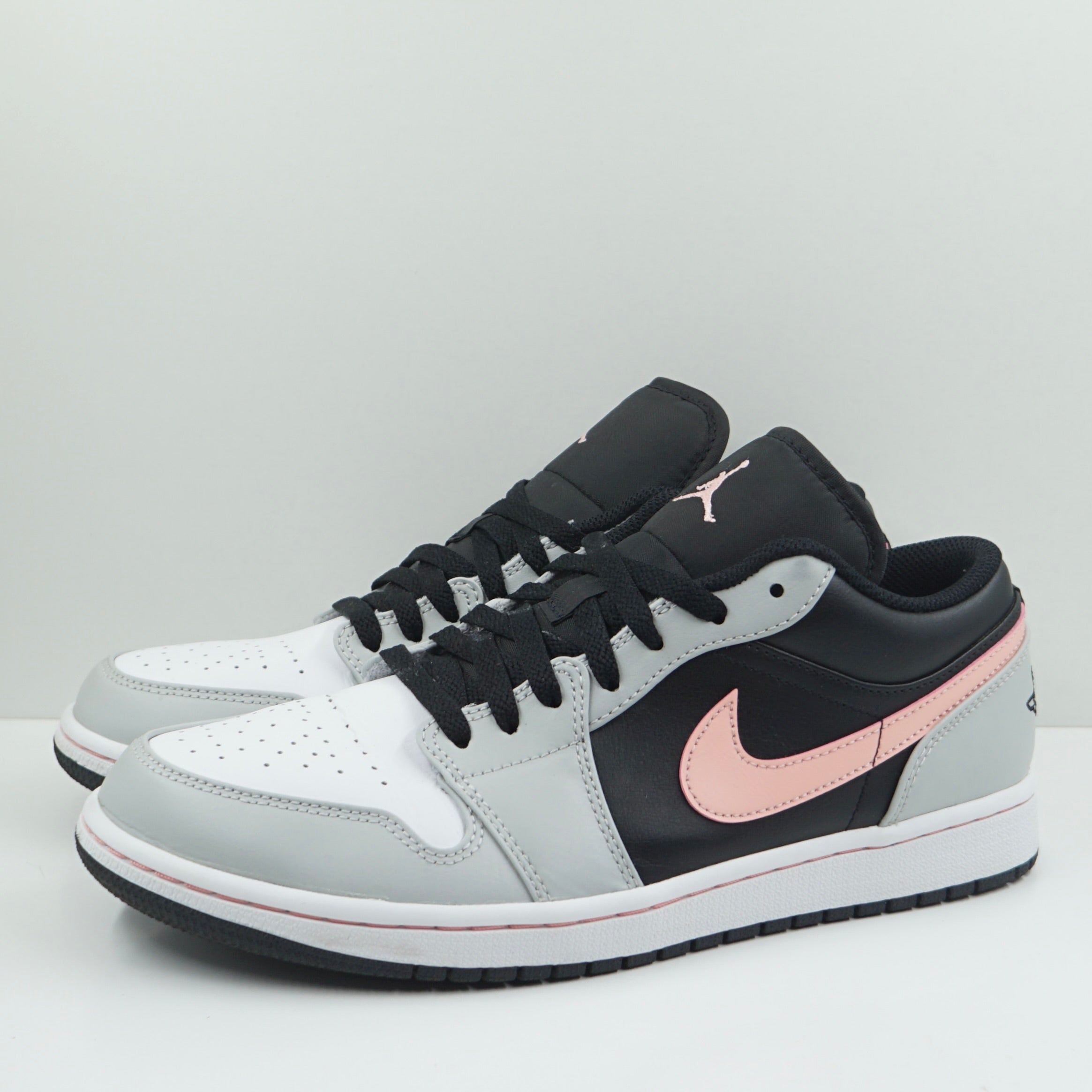 Jordan 1 Low Black Grey Pink