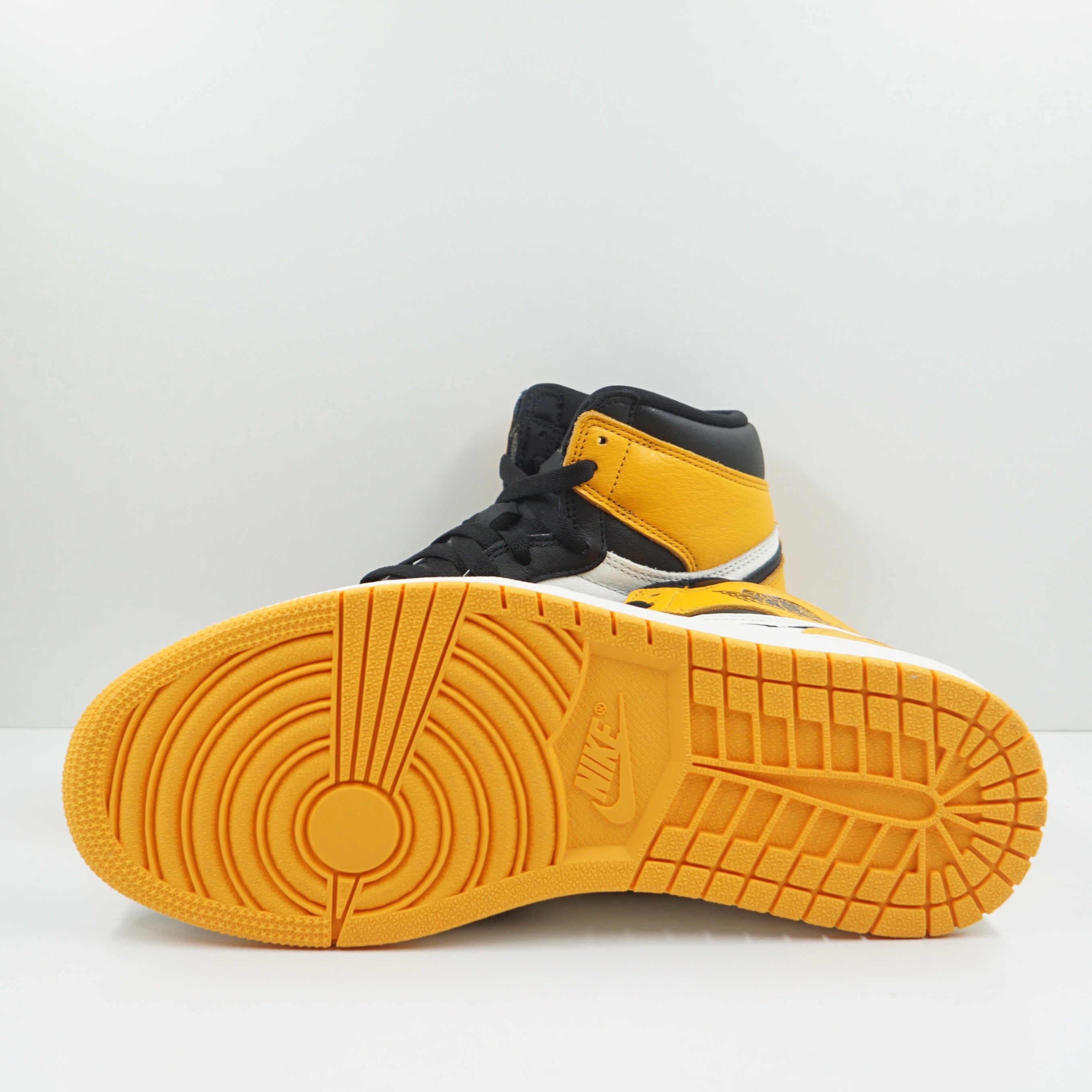 Jordan 1 Retro High OG Yellow Toe Taxi (2022)