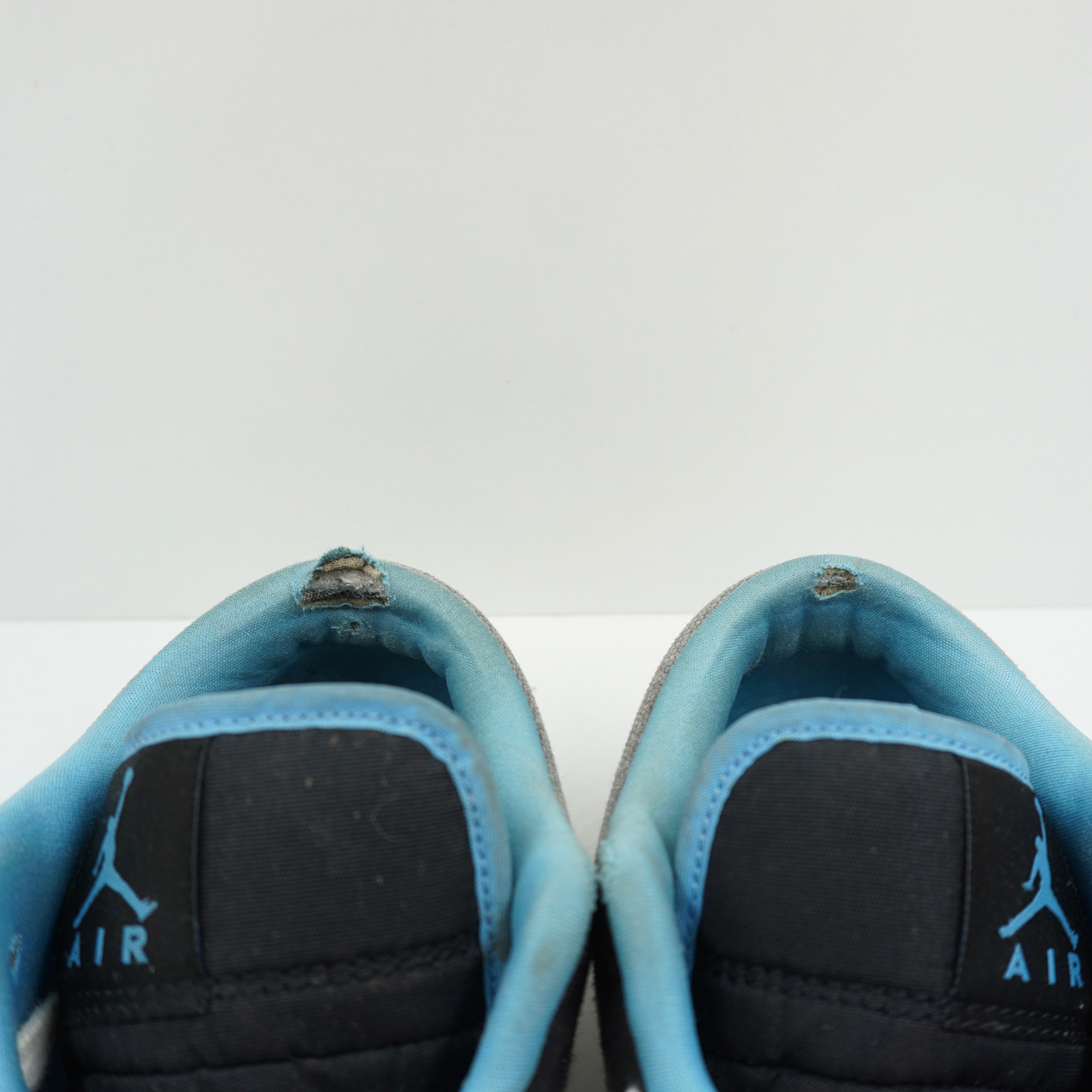 Jordan 1 Low SE Crater Grey University Blue
