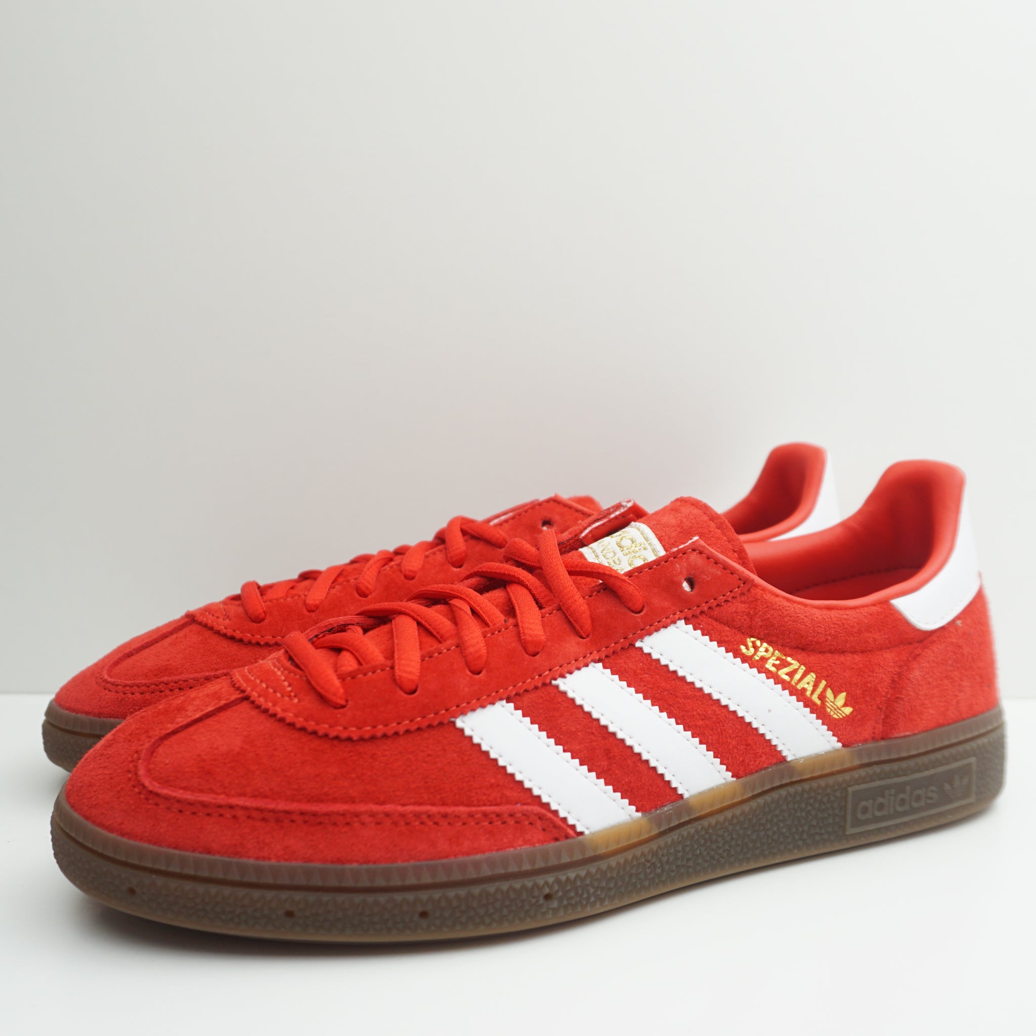 Adidas spezial outlet white and red