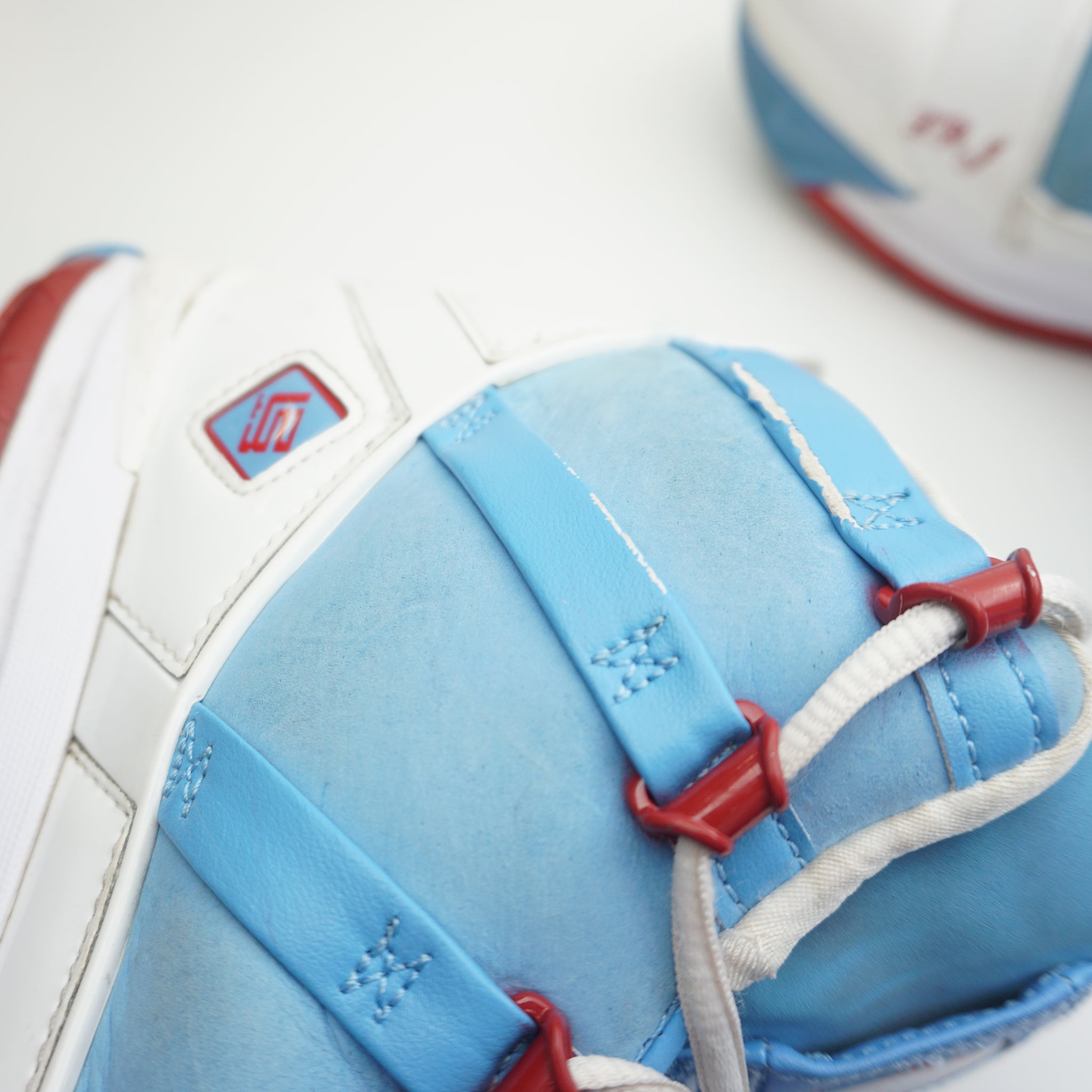 Nike LeBron 3 Houston Oilers (2019)