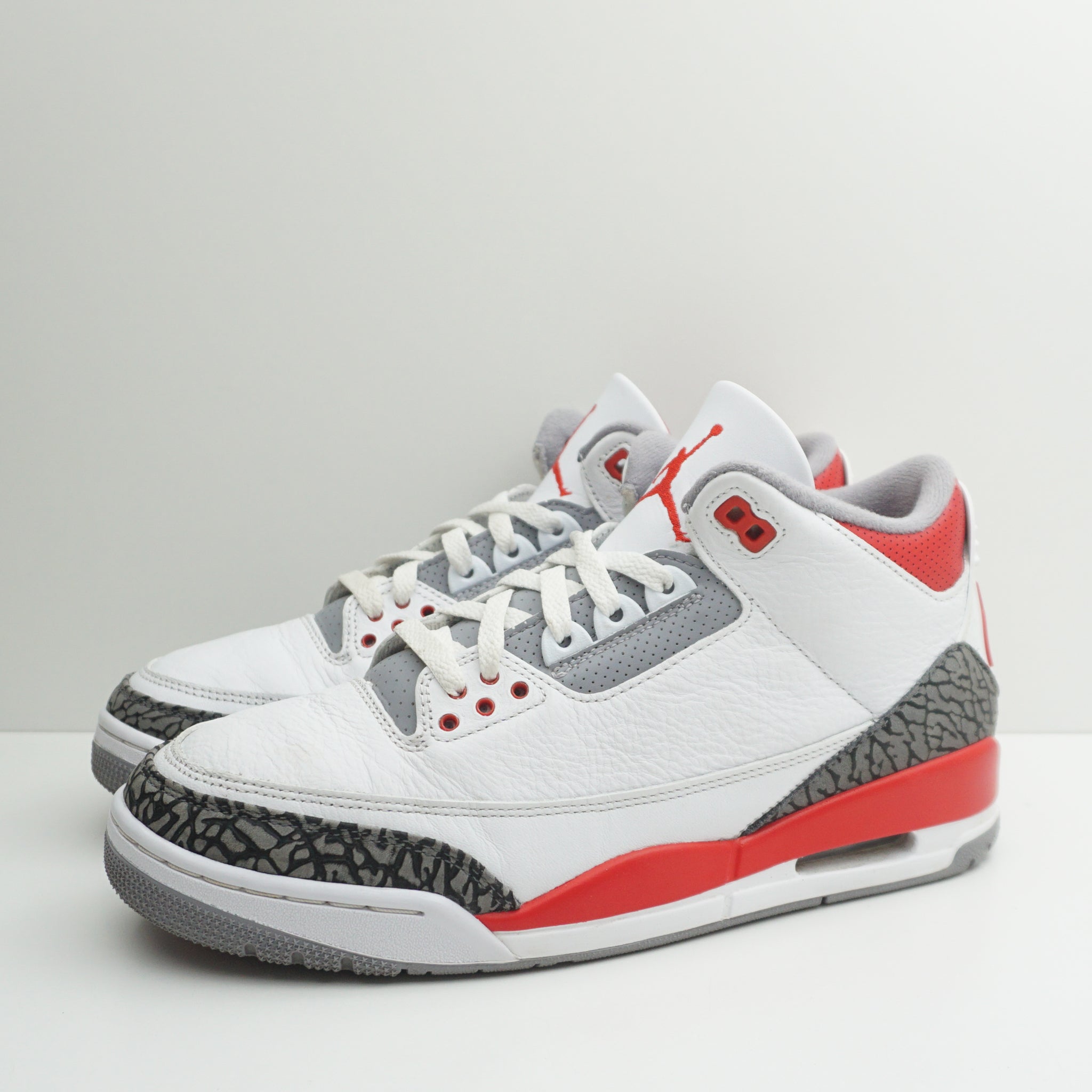 Jordan 3 Retro Fire Red (2022)