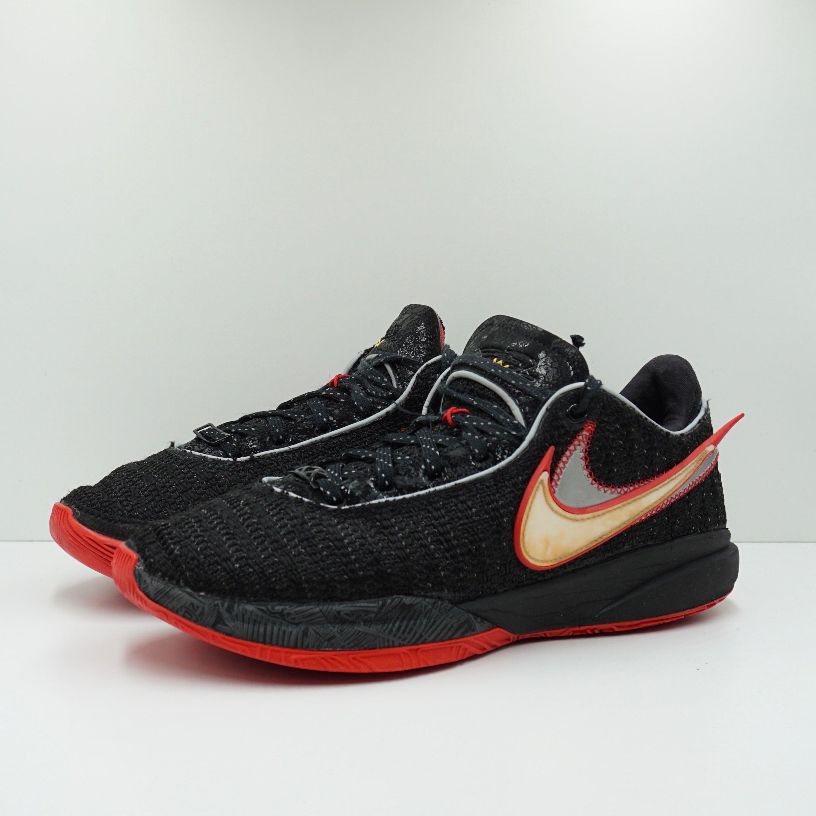Nike LeBron 20 Miami Heat