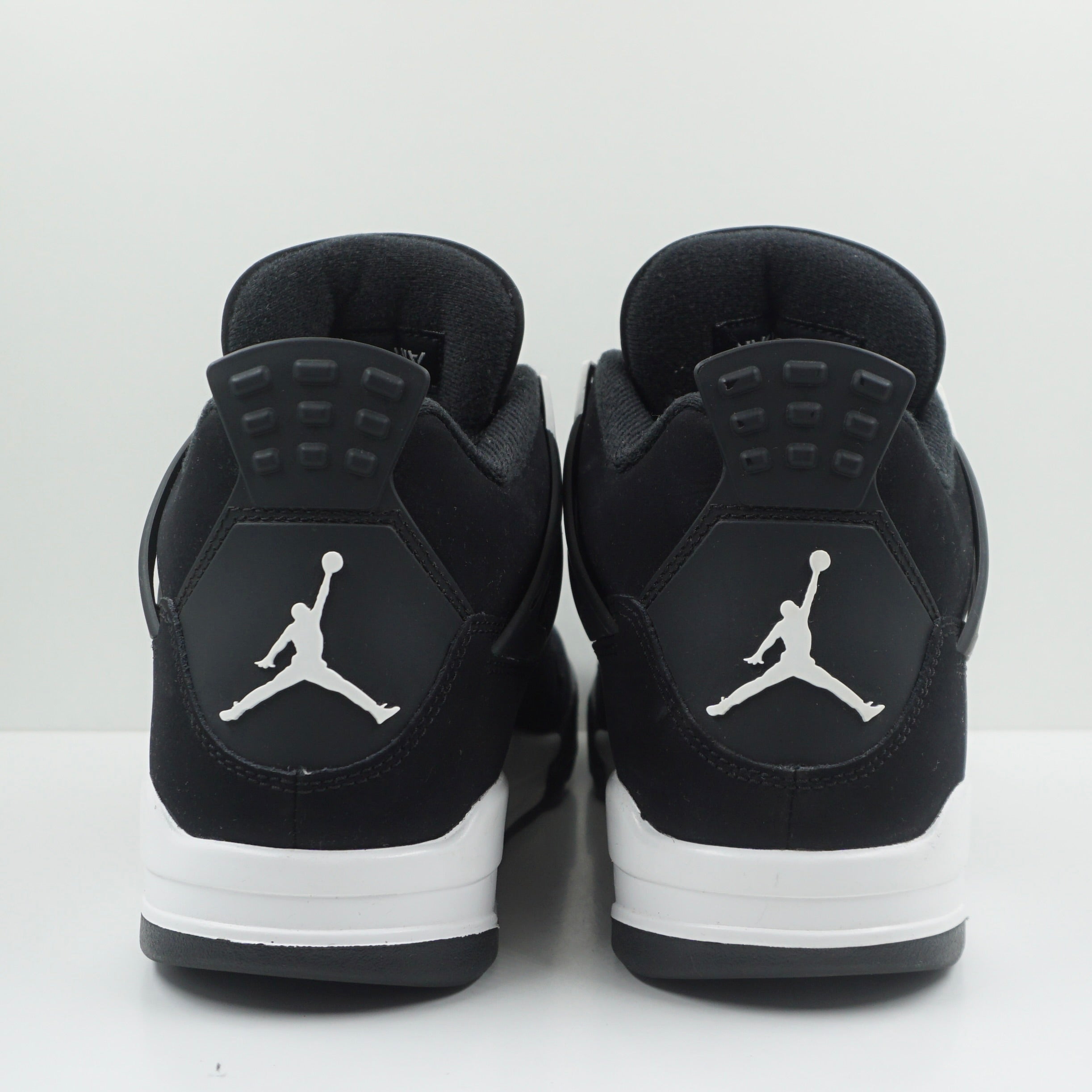 Jordan 4 Retro White Thunder