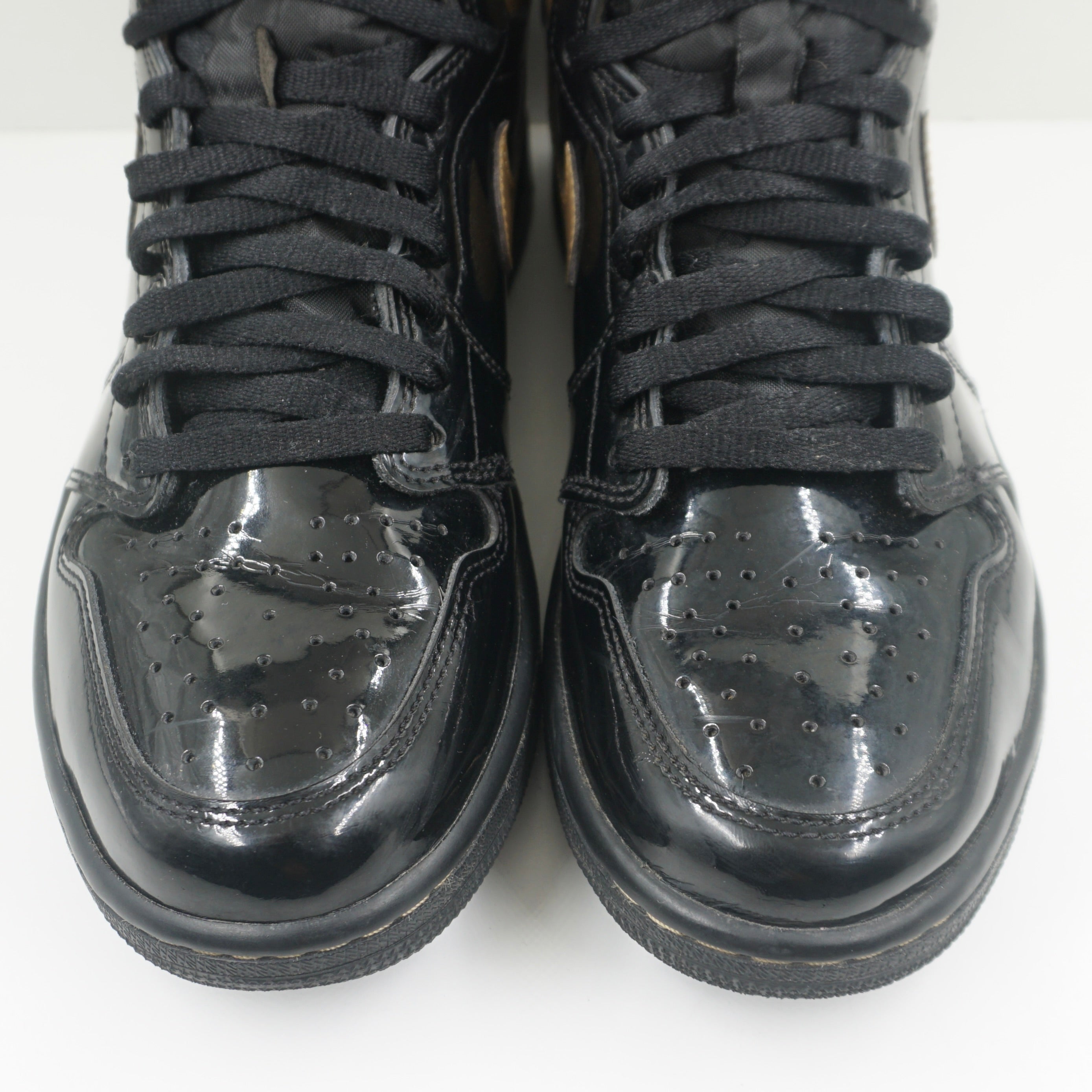 Jordan 1 Retro High Black Metallic Gold (2020)